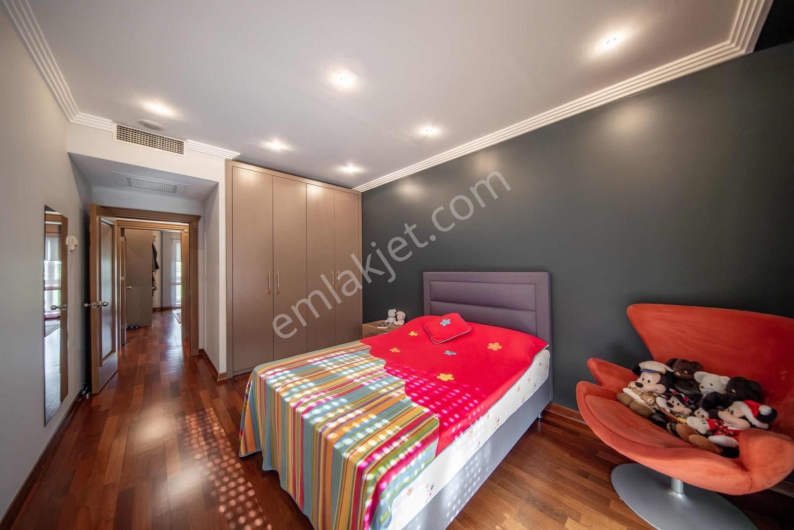 Alkent 2000 Sitesinde Havuzlu Geniş Bahçeli Lüks Villa - Görsel 35