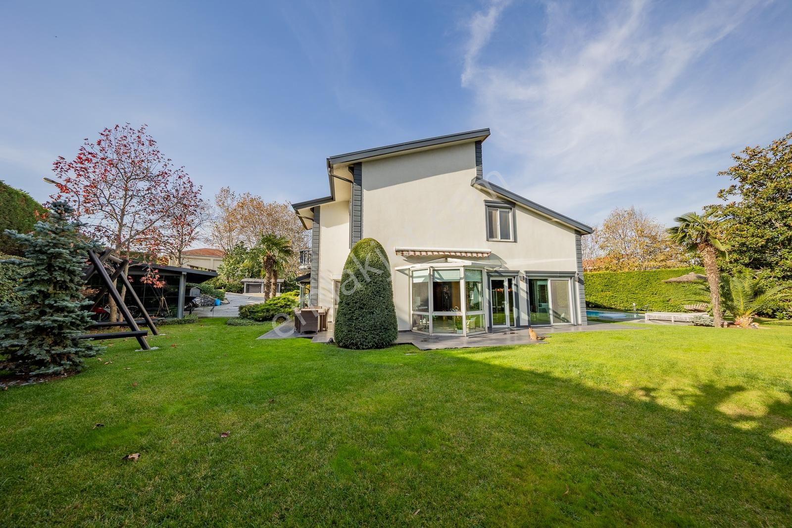 Alkent 2000 Sitesinde Havuzlu Geniş Bahçeli Lüks Villa - Görsel 14