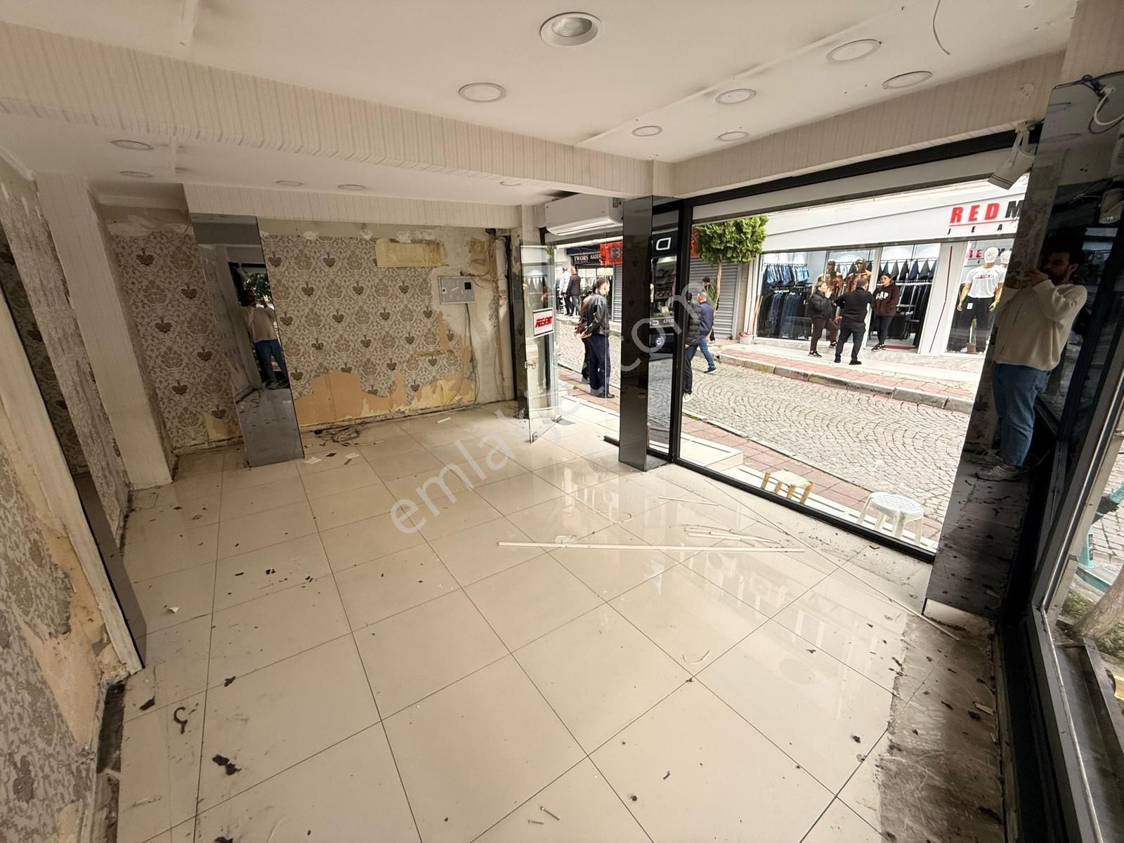 Fatih Nişanca'da 2 Katlı 240 M2 Satılık Dükkan Mağaza - Görsel 2