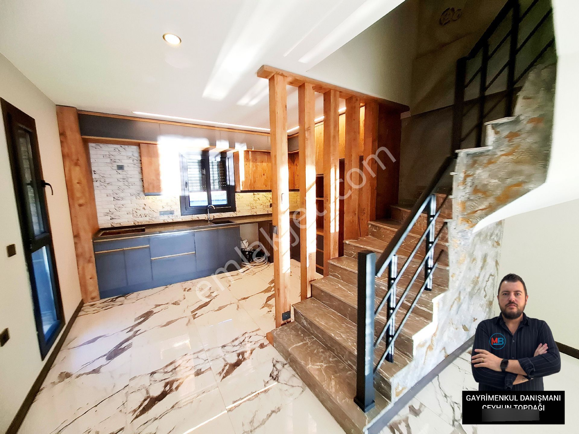 Didim'de Satılık 4+1 Tripleks Sıfır Müstakil Bahçeli Otoparklı Ön Cephe - Görsel 34