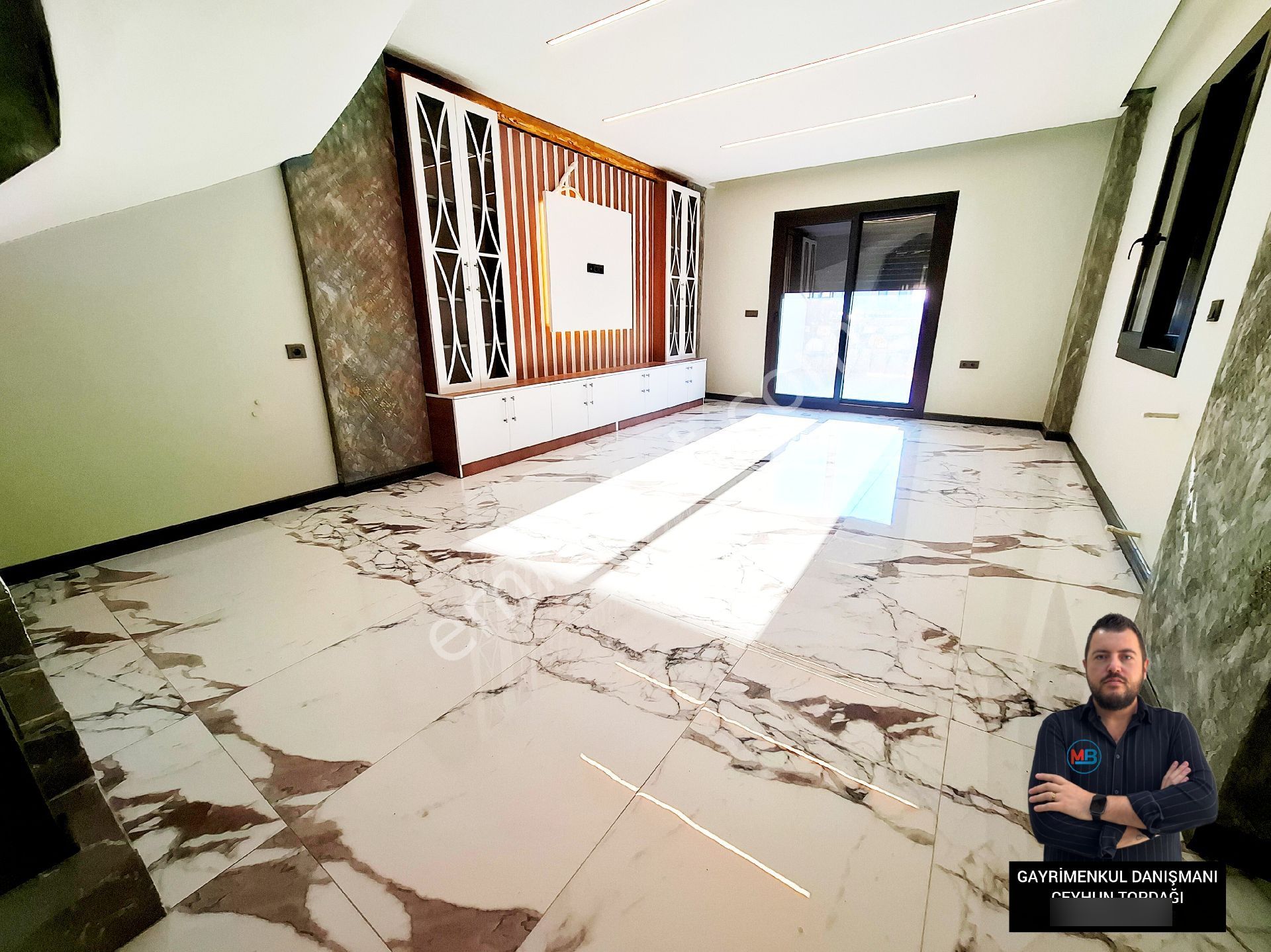 Didim'de Satılık 4+1 Tripleks Sıfır Müstakil Bahçeli Otoparklı Ön Cephe - Görsel 24