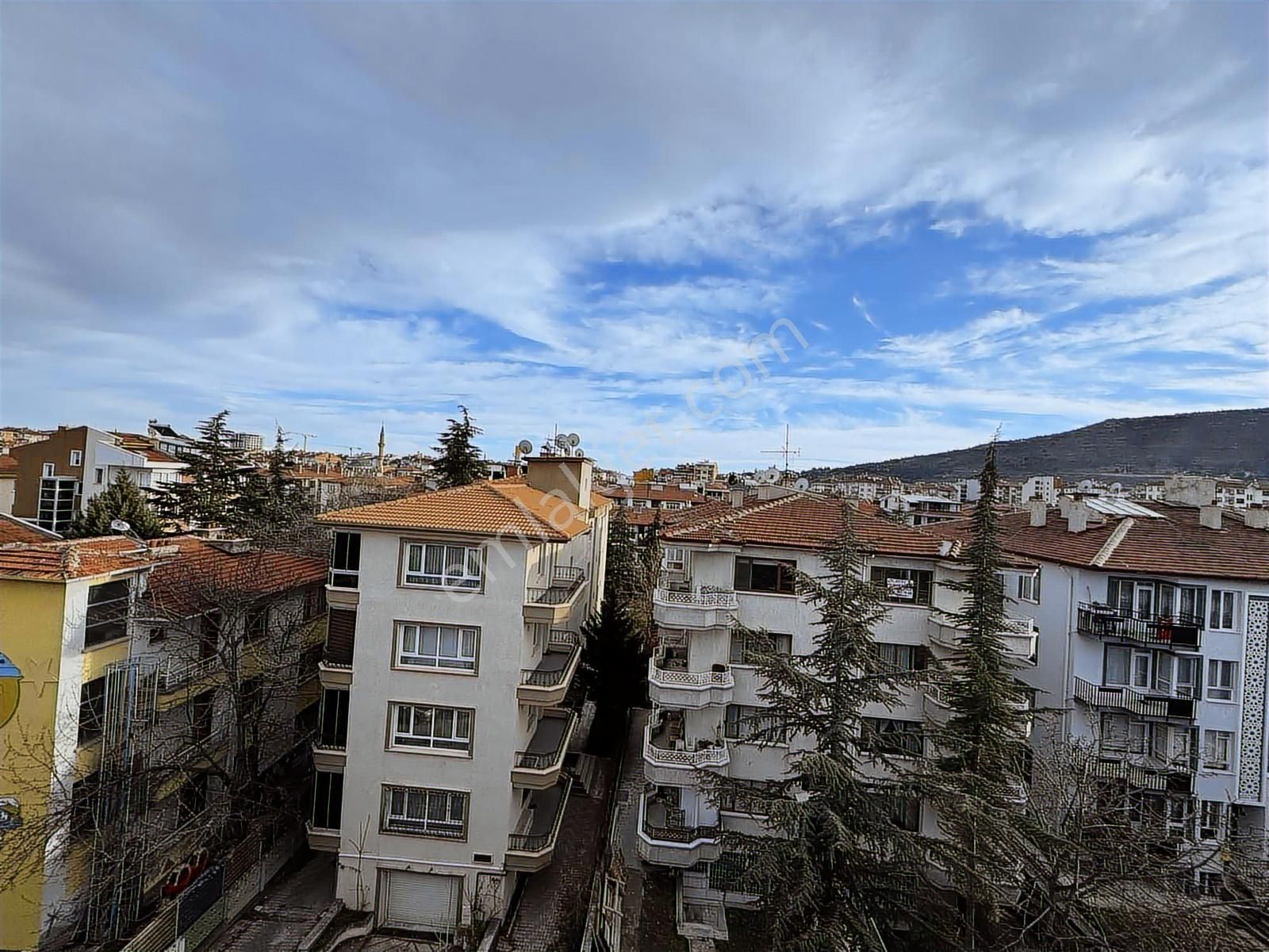 Sağlam Emlaktan Çarşı Merkezde Satılık Sıfır 3+1dubleks Daire - Görsel 14