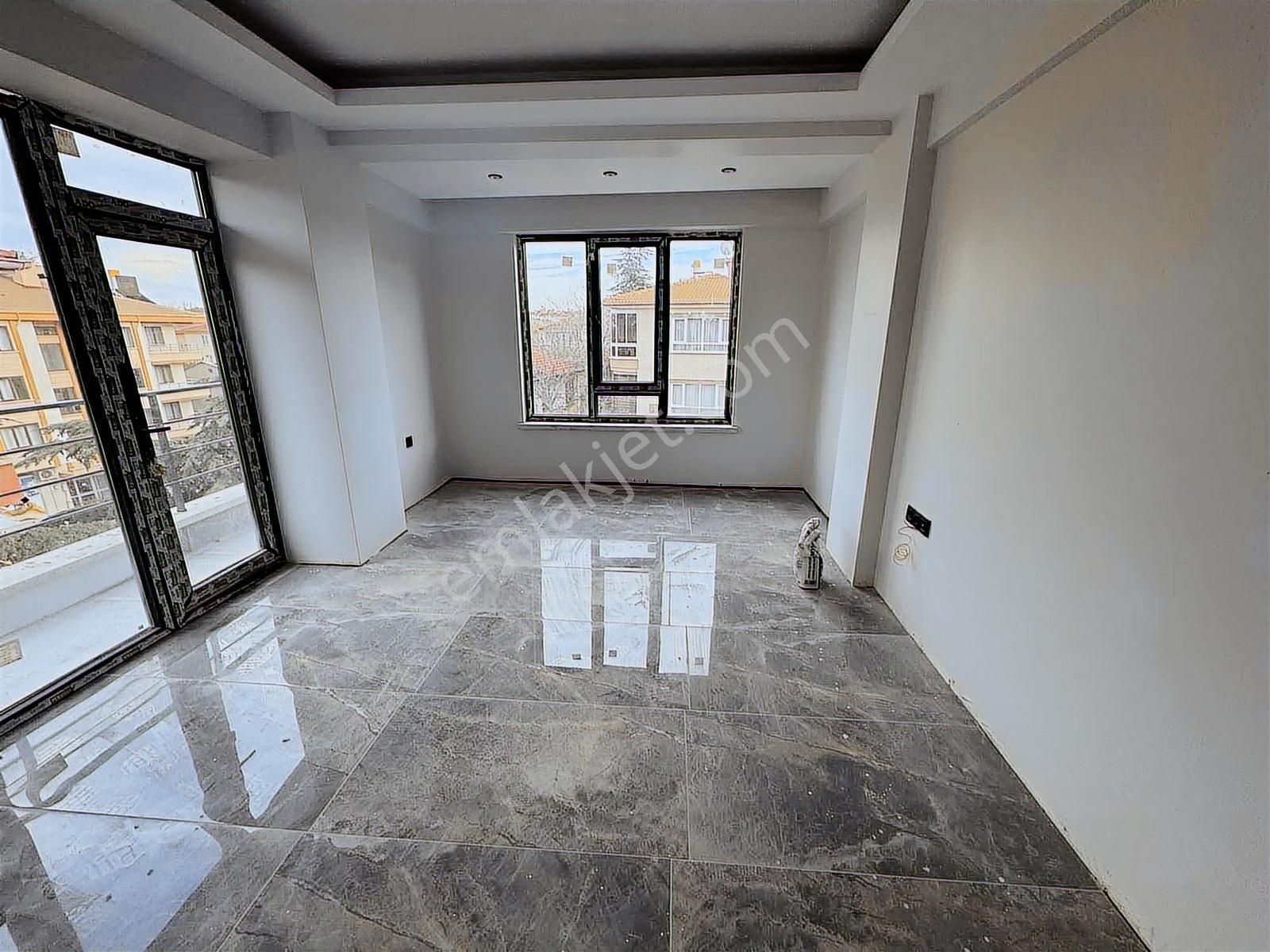 Sağlam Emlaktan Çarşı Merkezde Satılık Sıfır 3+1dubleks Daire - Görsel 4