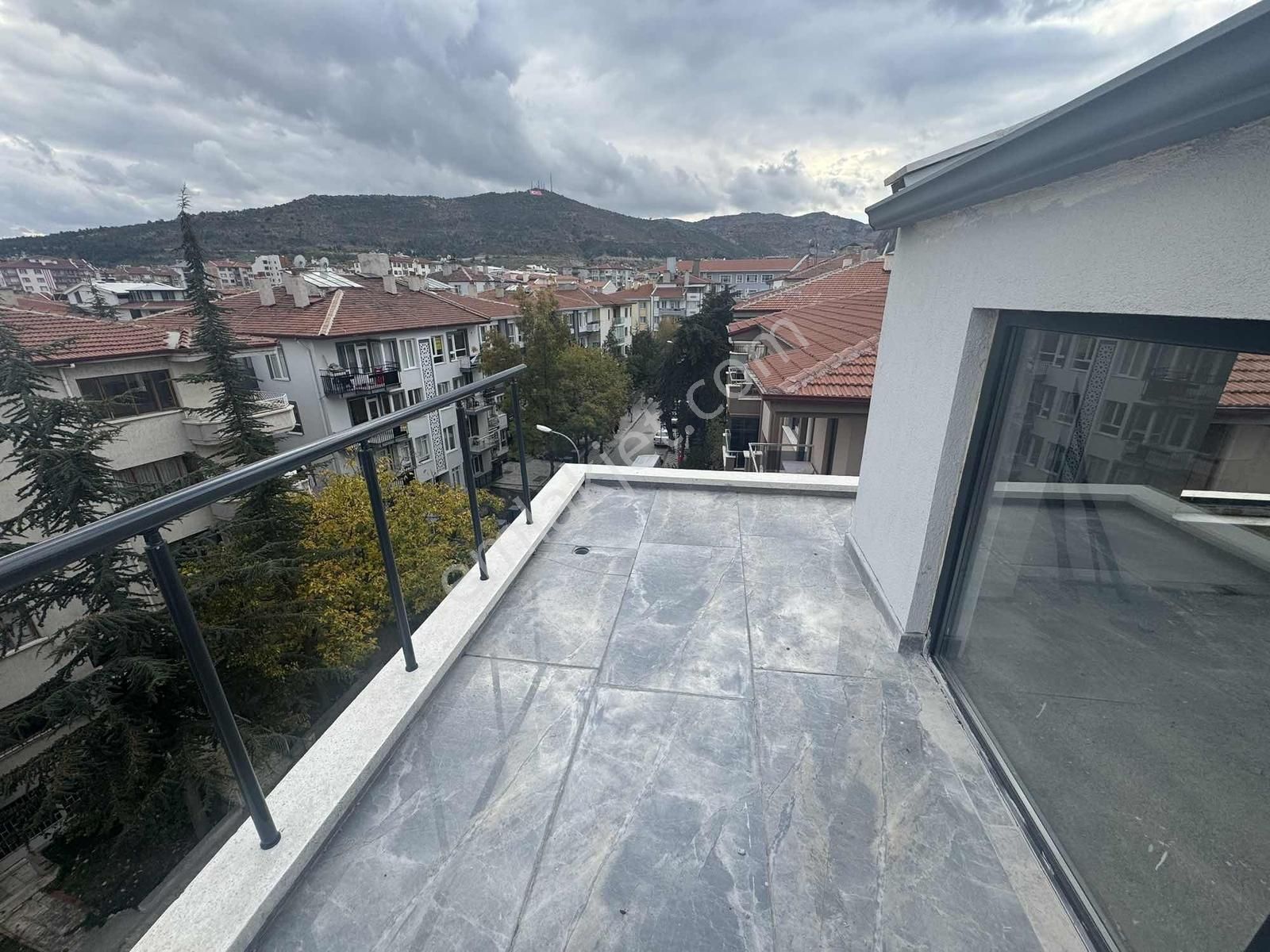 Sağlam Emlaktan Çarşı Merkezde Satılık Sıfır 3+1dubleks Daire - Görsel 11