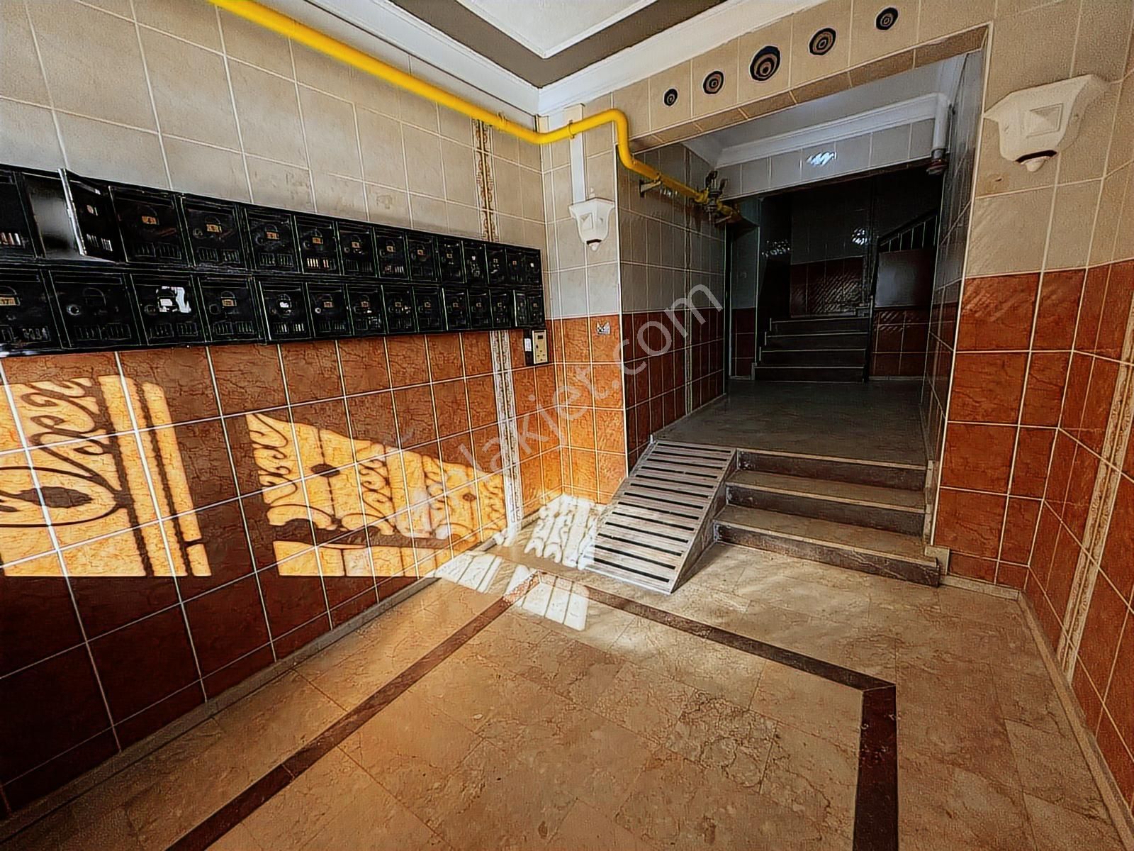 İzmir Çiğli Evka 5 Mah. Kiralık 3+1 Geniş Daire Cb-ph - Görsel 24