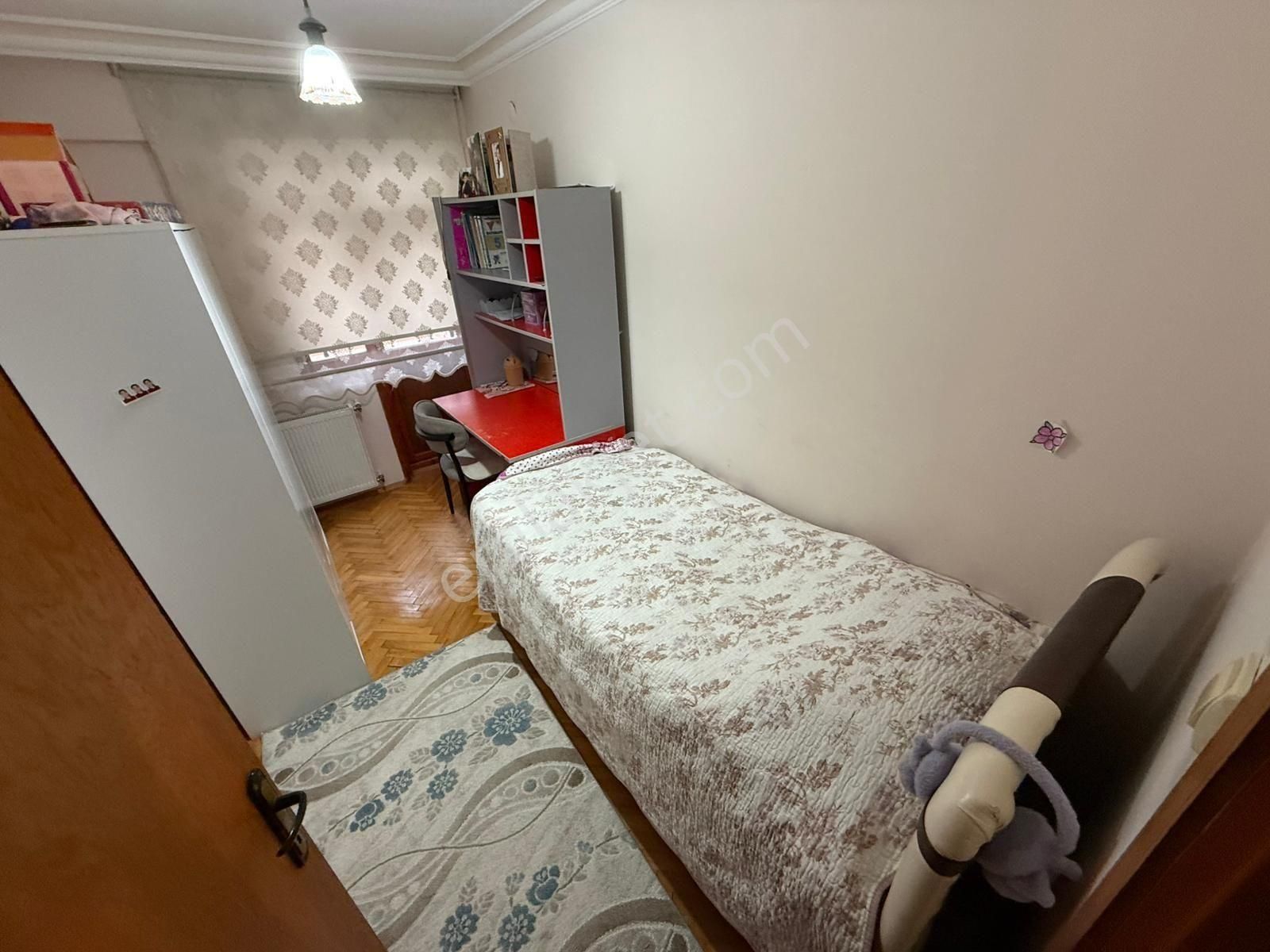 Fırsat !!! 3+1 Gazi Mah. / Emniyet Mah. / Ahududu Sk. Arakat !!! - Görsel 4