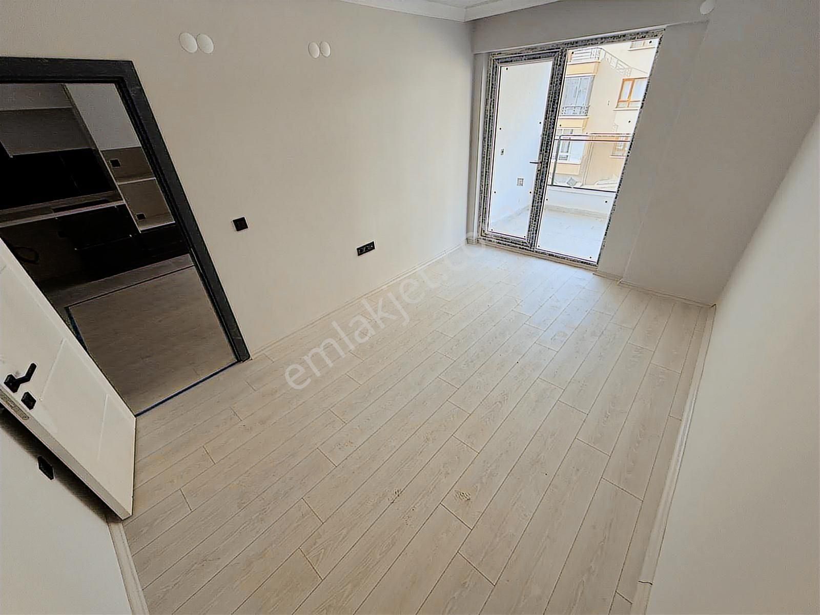 Sıfır Arakat Teras Balkonlu Geniş 2+1 Acil Satılık Fırsat Daire - Görsel 10