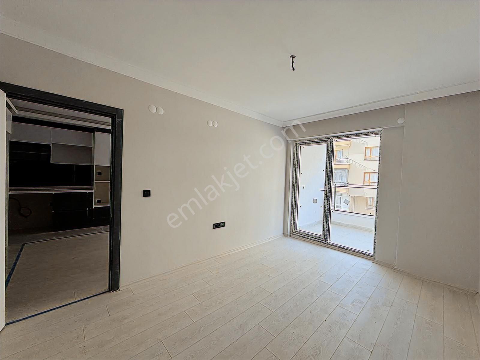 Sıfır Arakat Teras Balkonlu Geniş 2+1 Acil Satılık Fırsat Daire - Görsel 24