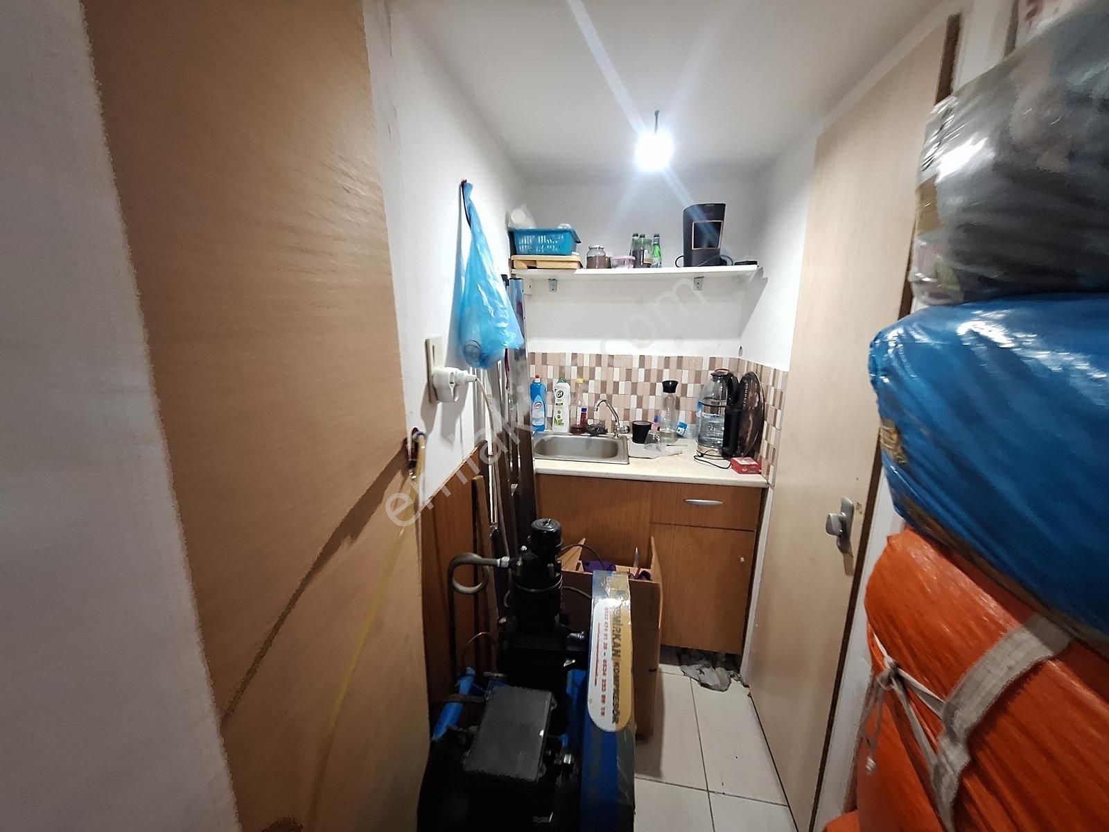 Ataşehir İçerenköy'de Wc'li Satılık Dükkan - Görsel 4