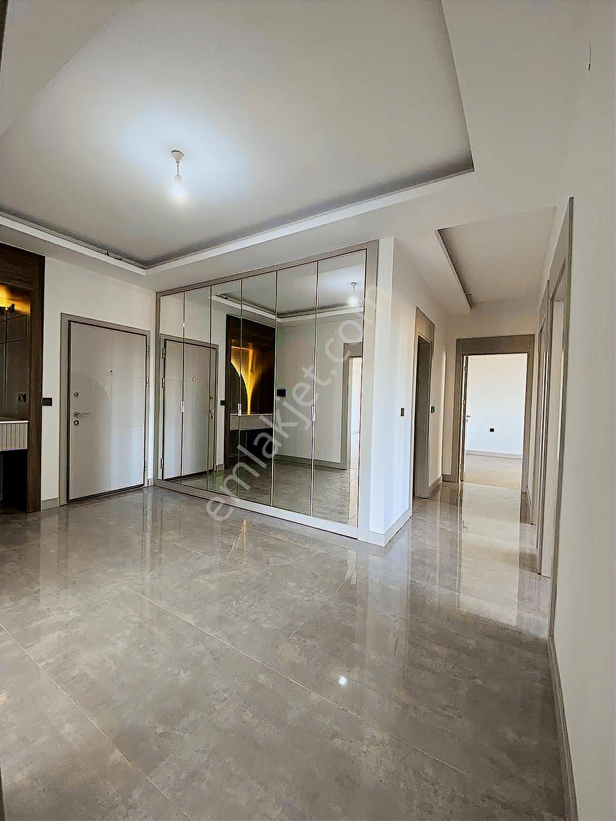 Kayapa Çamlık'ta Lüks Arakat Daire - Görsel 30