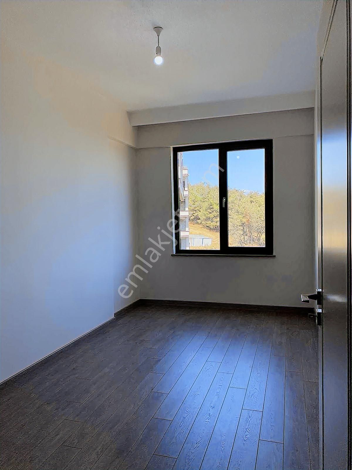 Kayapa Çamlık'ta Lüks Arakat Daire - Görsel 24