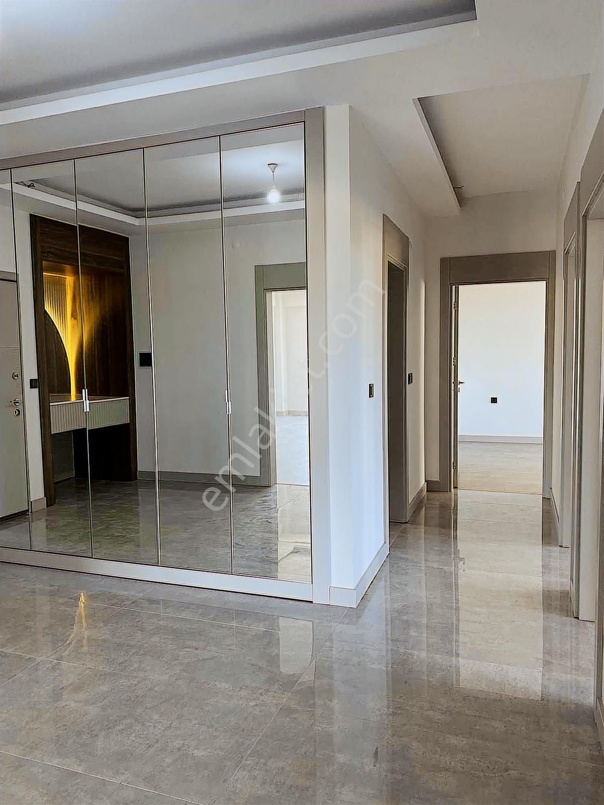 Kayapa Çamlık'ta Lüks Arakat Daire - Görsel 4