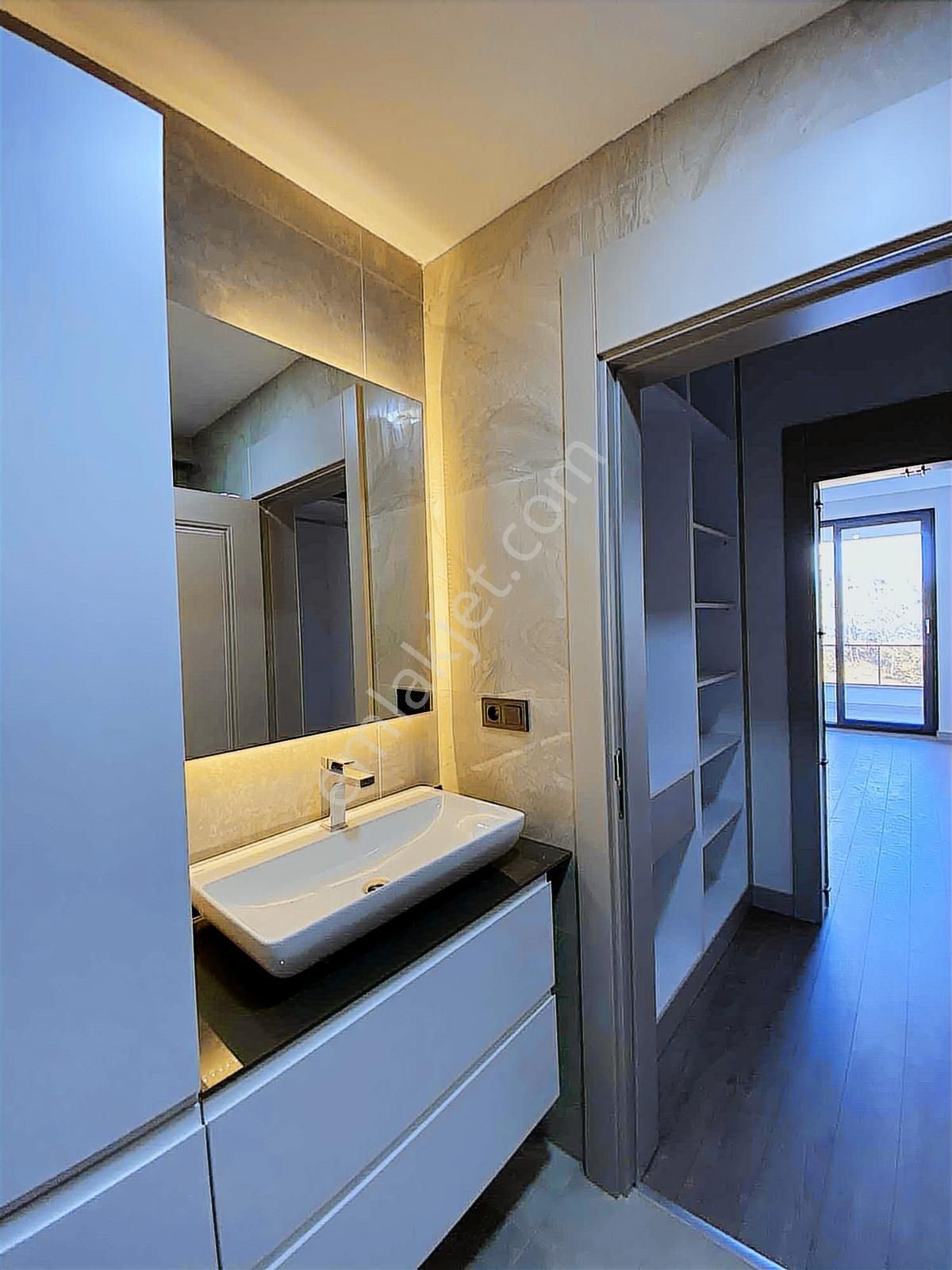 Kayapa Çamlık'ta Lüks Arakat Daire - Görsel 18