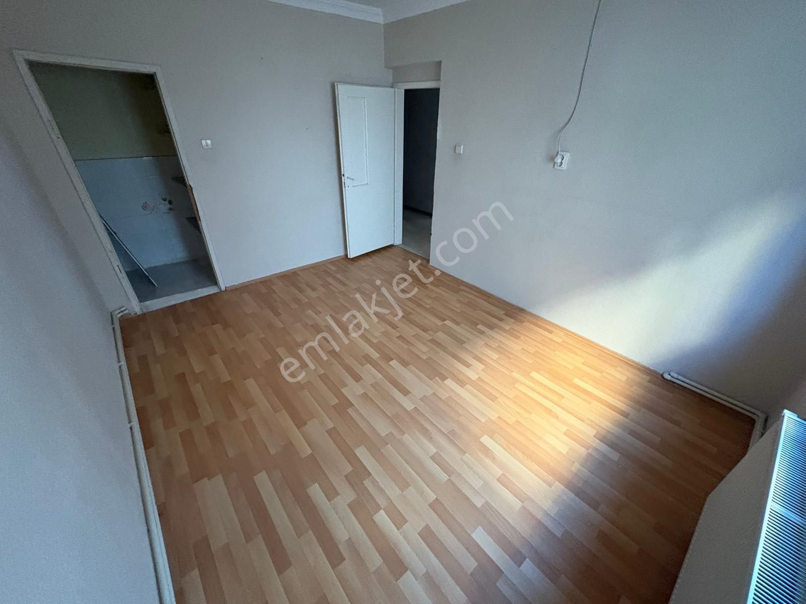 Sym'den M.çakmak Mh Ara Katta Ebeveny Banyo Yapılı 3+1daire!! - Görsel 31
