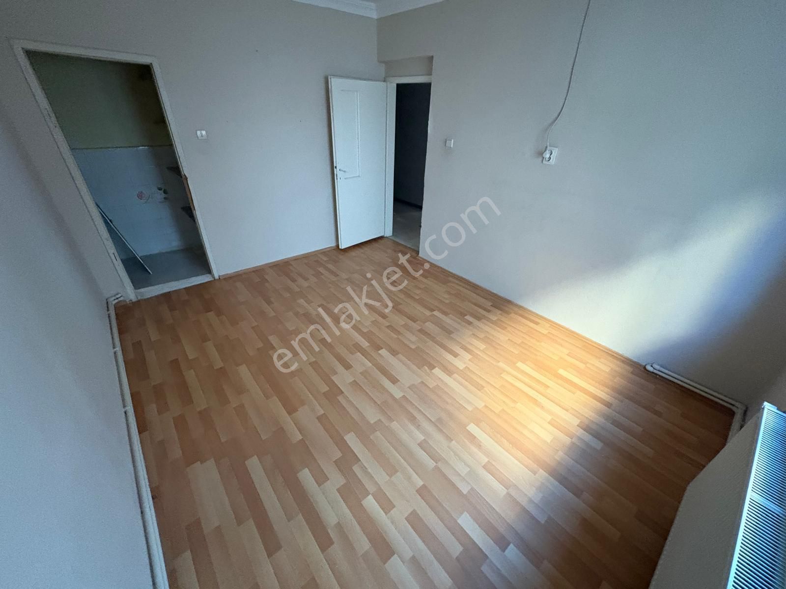 Sym'den M.çakmak Mh Ara Katta Ebeveny Banyo Yapılı 3+1daire!! - Görsel 30