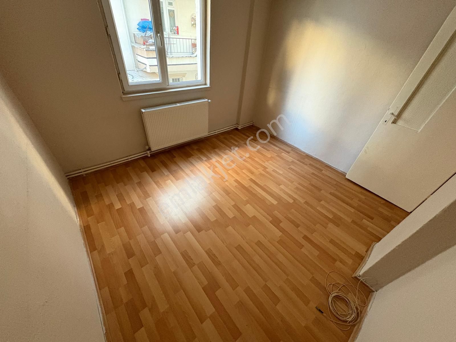 Sym'den M.çakmak Mh Ara Katta Ebeveny Banyo Yapılı 3+1daire!! - Görsel 23