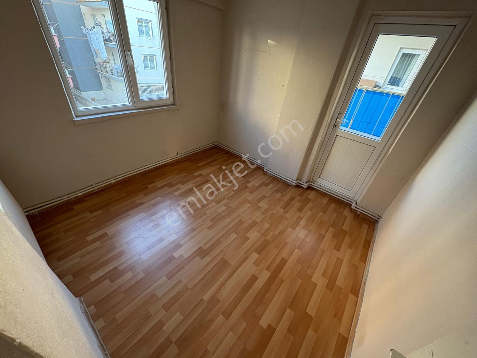 Sym'den M.çakmak Mh Ara Katta Ebeveny Banyo Yapılı 3+1daire!! - Görsel 13