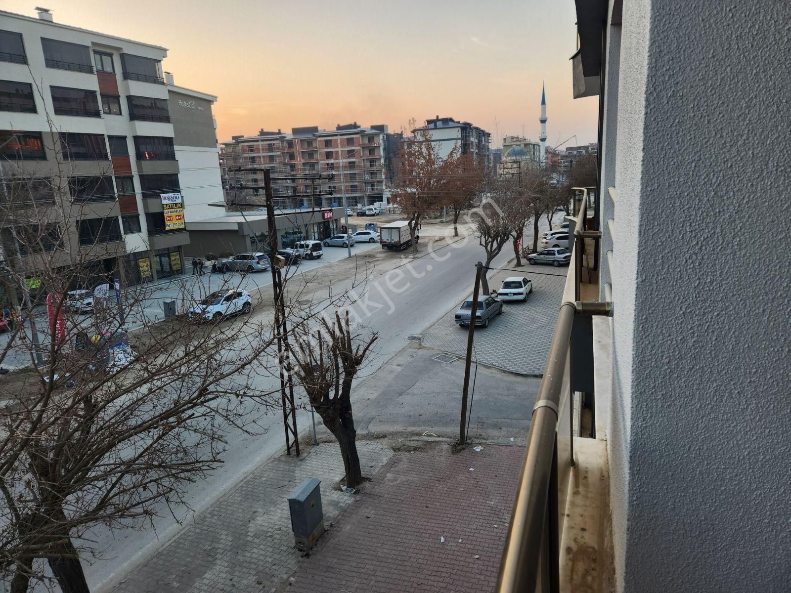 Emin Evim Vb. Finansmana Uygun Kumköprüde Cadde Üzeri 3+1 Daire - Görsel 9