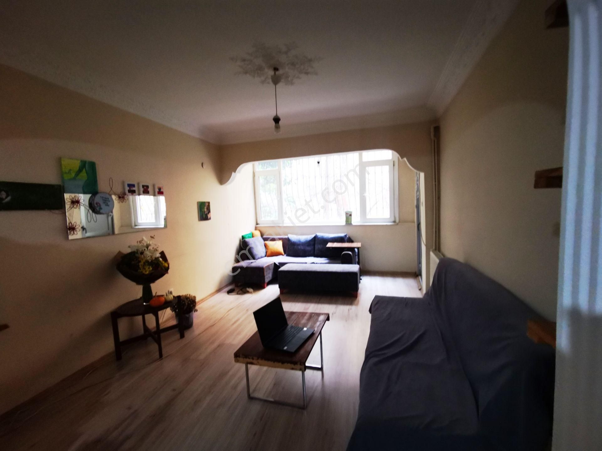 Beşiktaş Akaretler Yakınında 90m2 Kiracılı Masrafsız Satılık 2+1 - Görsel 5