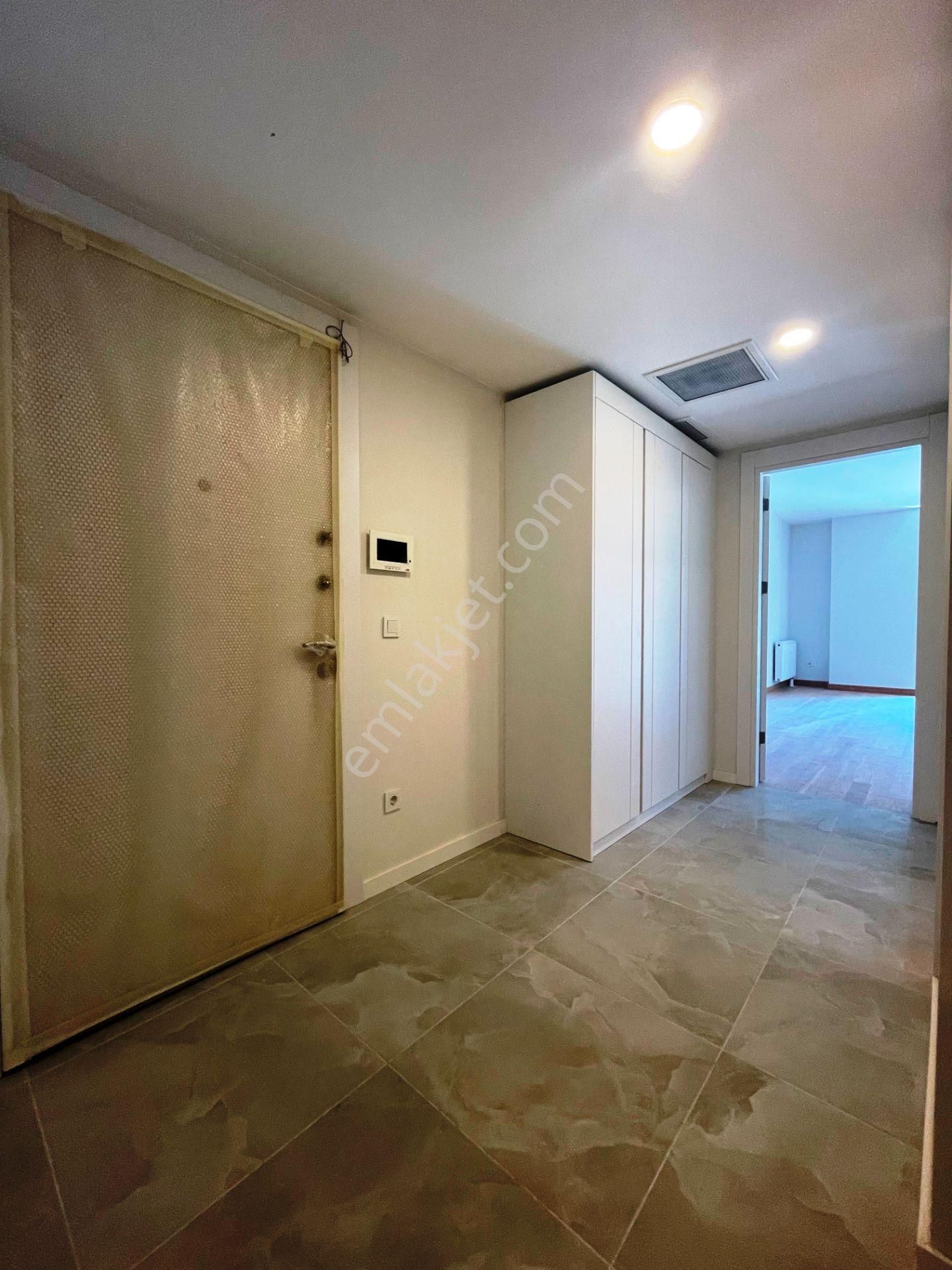 Caddebostan Sahile 100 Metre Sıfır 2 Banyolu 125m2 Satılık 3+1 - Görsel 19