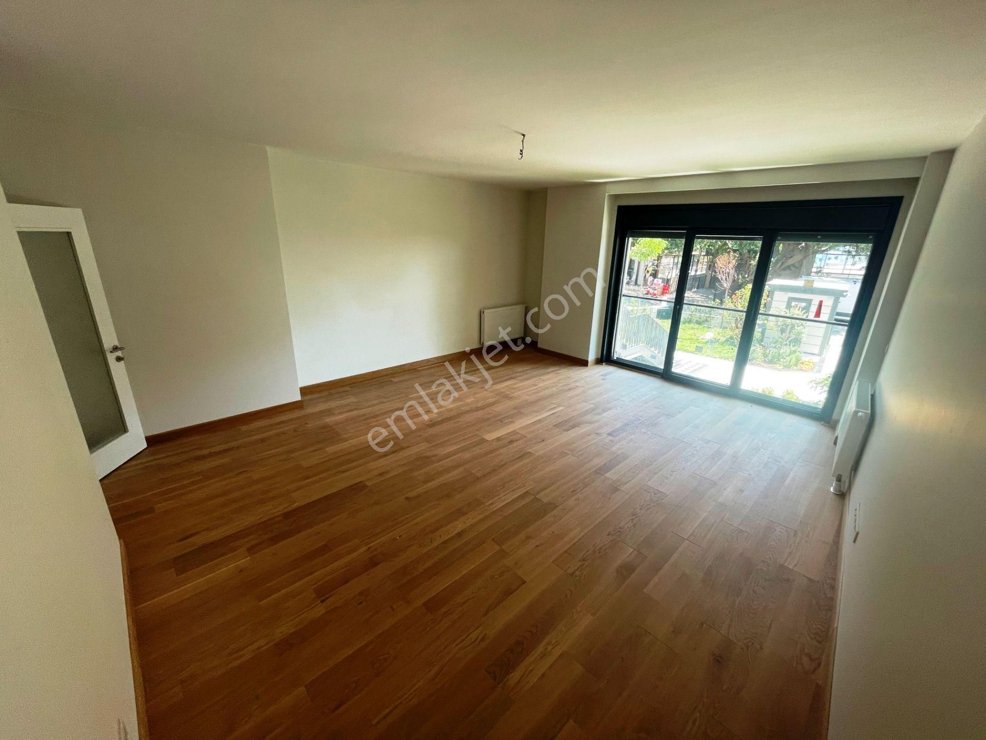 Caddebostan Sahile 100 Metre Sıfır 2 Banyolu 125m2 Satılık 3+1 - Görsel 4