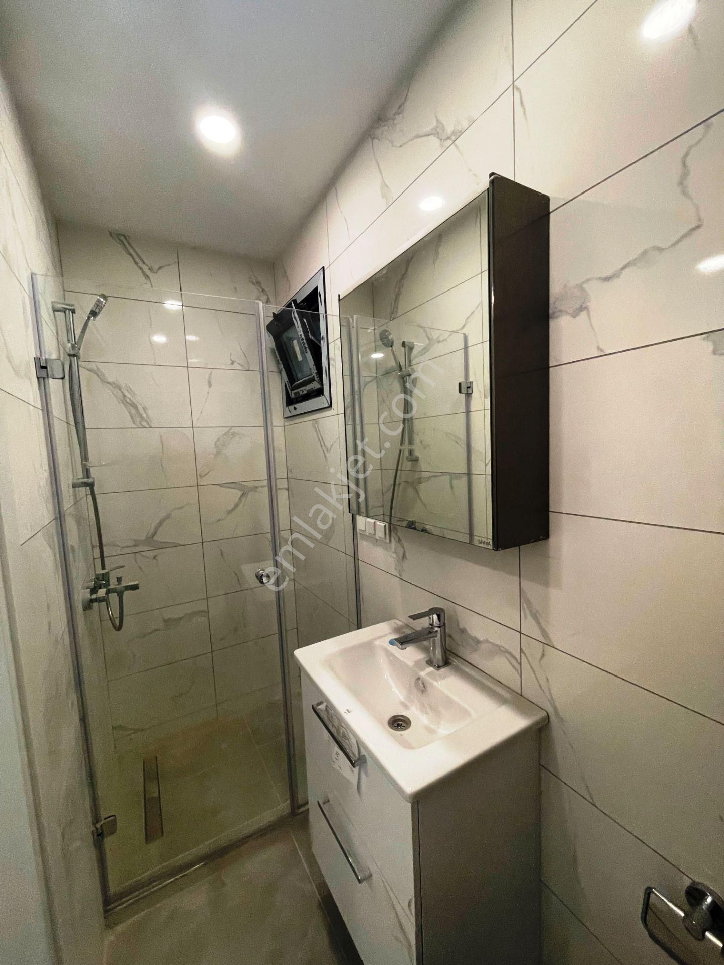 Caddebostan Sahile 100 Metre Sıfır 2 Banyolu 125m2 Satılık 3+1 - Görsel 27