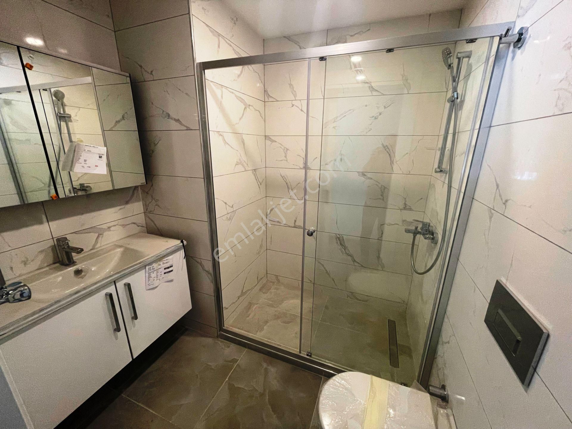 Caddebostan Sahile 100 Metre Sıfır 2 Banyolu 125m2 Satılık 3+1 - Görsel 24