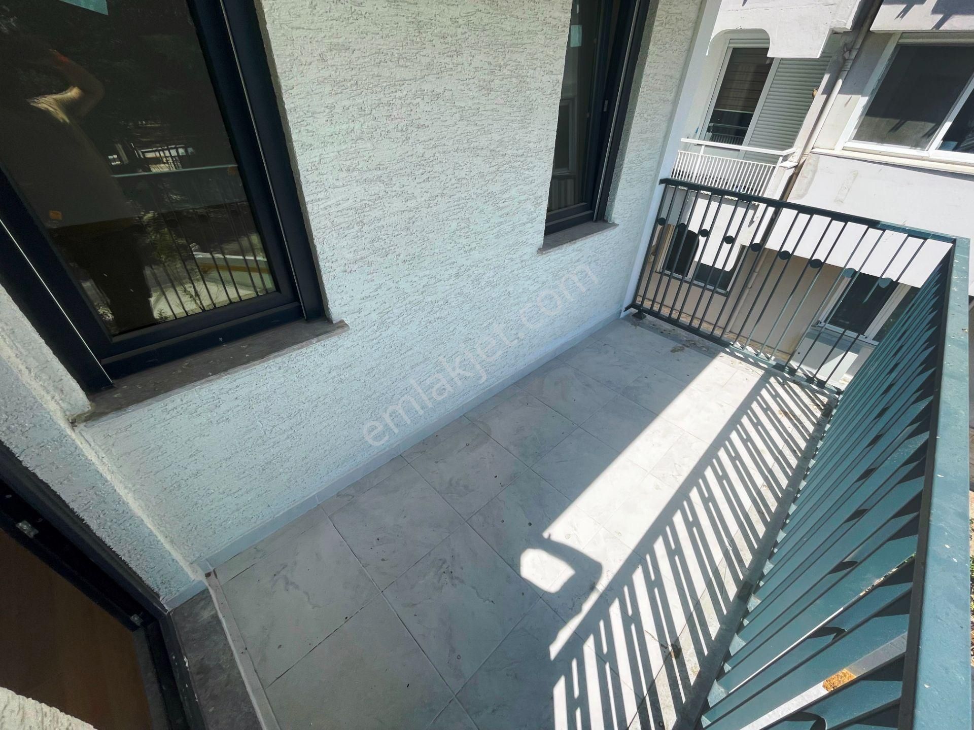 C.bostan Denize 2 Dak.sıfır 2 Banyolu Balkonlu 1.kat Satılık 3+1 - Görsel 25