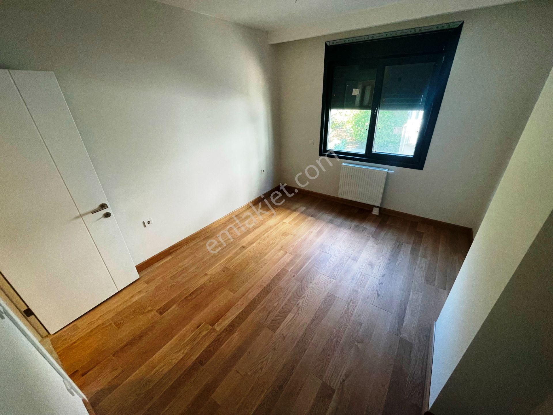 C.bostan Denize 2 Dak.sıfır 2 Banyolu Balkonlu 1.kat Satılık 3+1 - Görsel 12