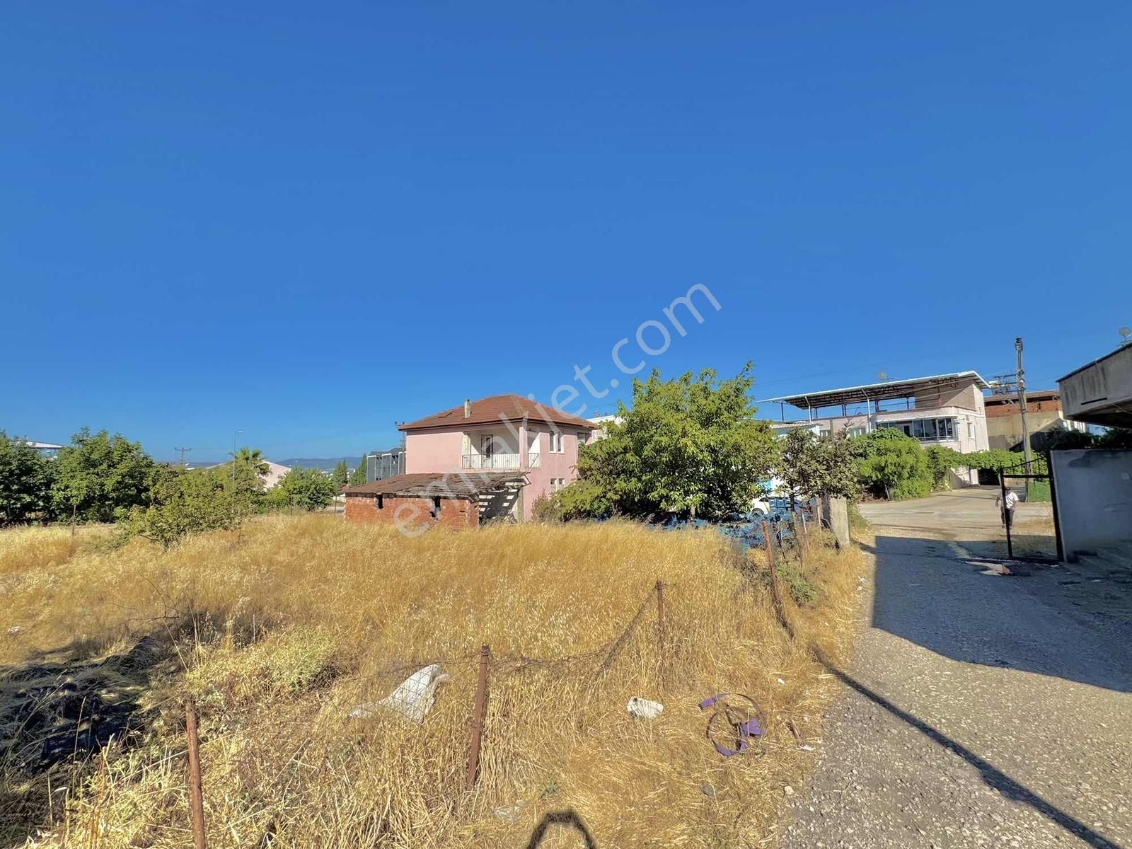 Biensden Çift Cephe 691 M² Arsa - Görsel 3