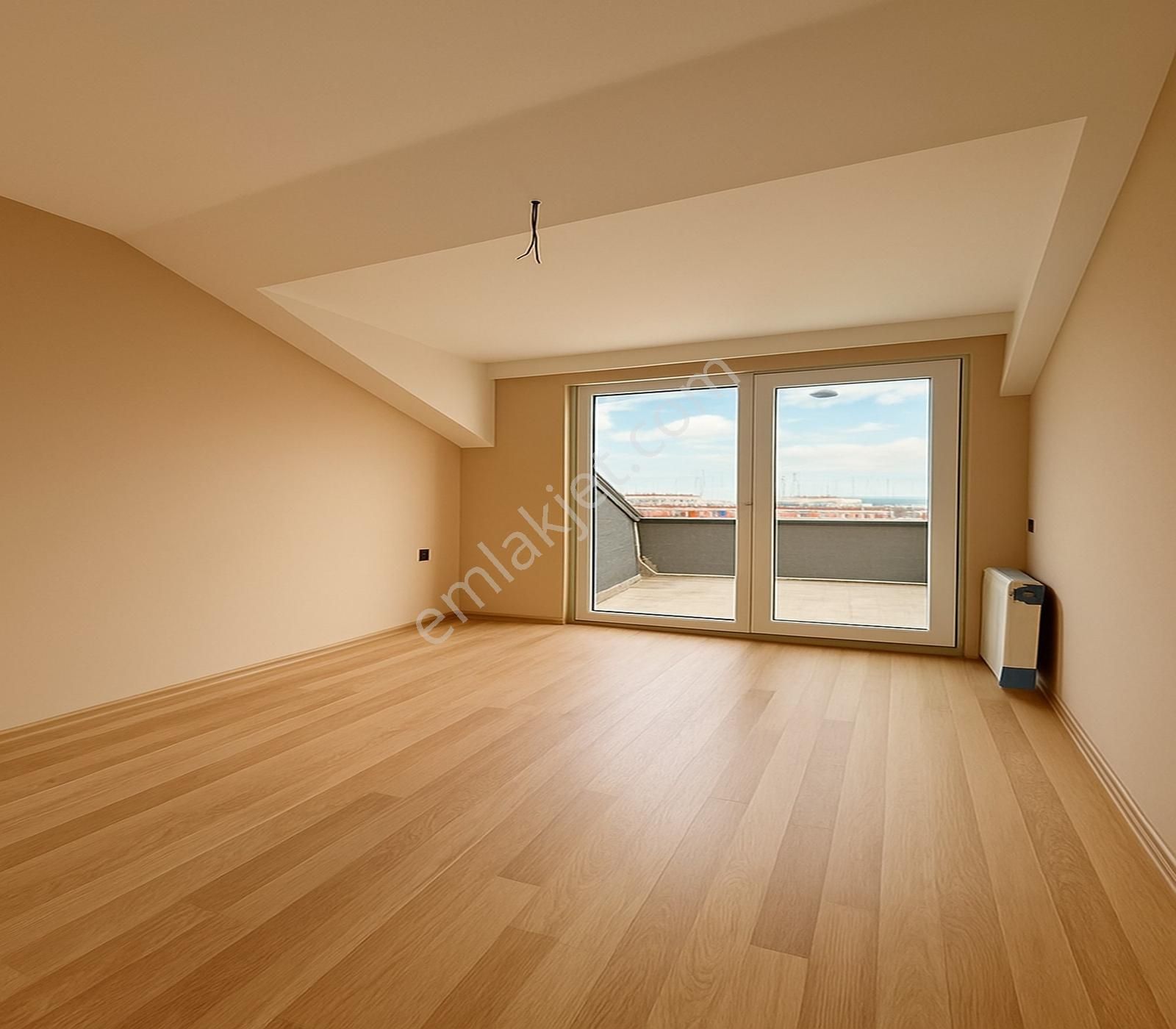 Lıve Yapıdan Beylikdüzü Marinada Deniz Manzaralı Site İçidubleks - Görsel 21