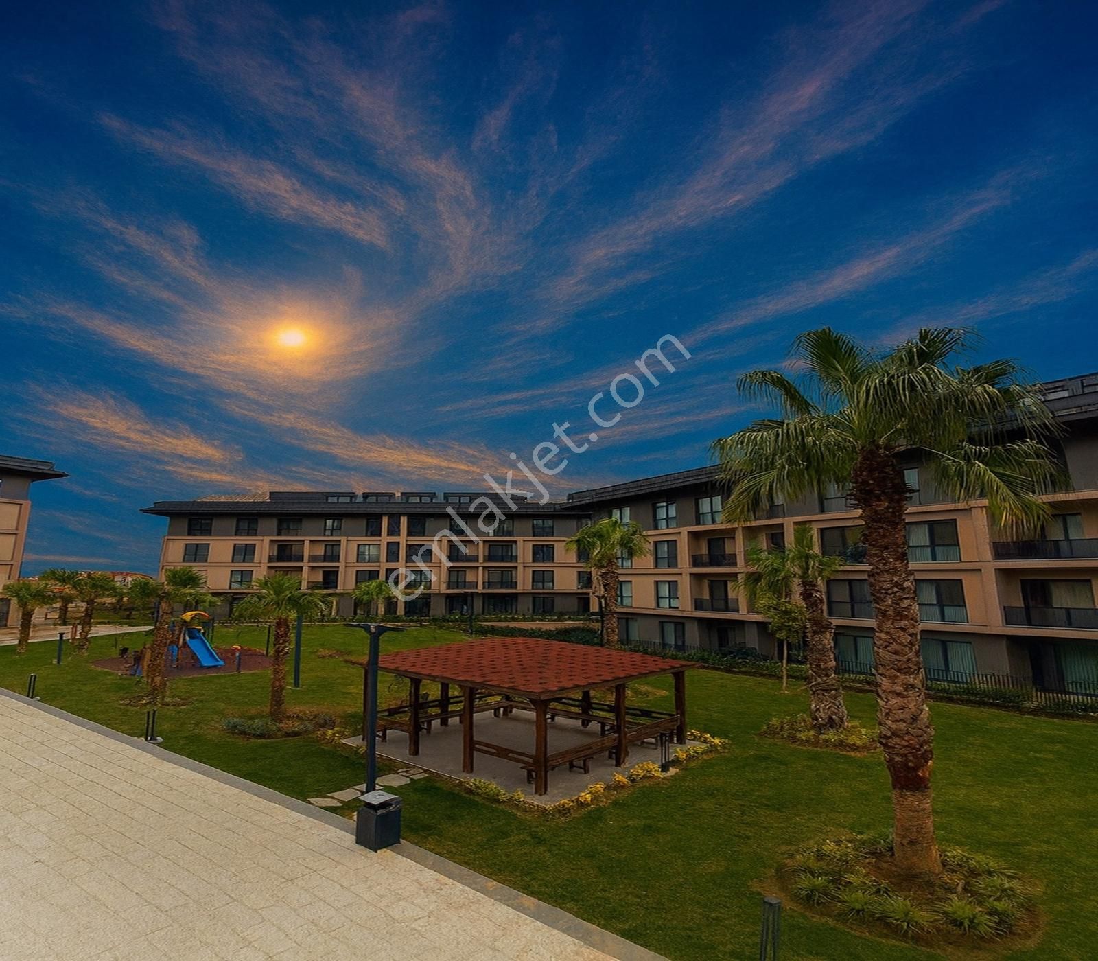 Lıve Yapıdan Beylikdüzü Marinada Deniz Manzaralı Site İçidubleks - Görsel 2