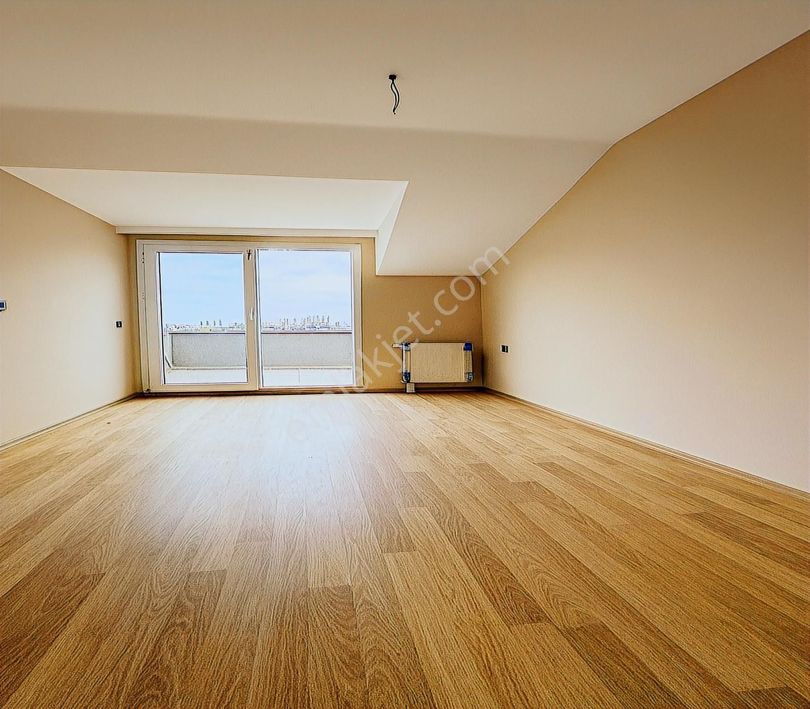 Lıve Yapıdan Beylikdüzü Marinada Deniz Manzaralı Site İçidubleks - Görsel 27