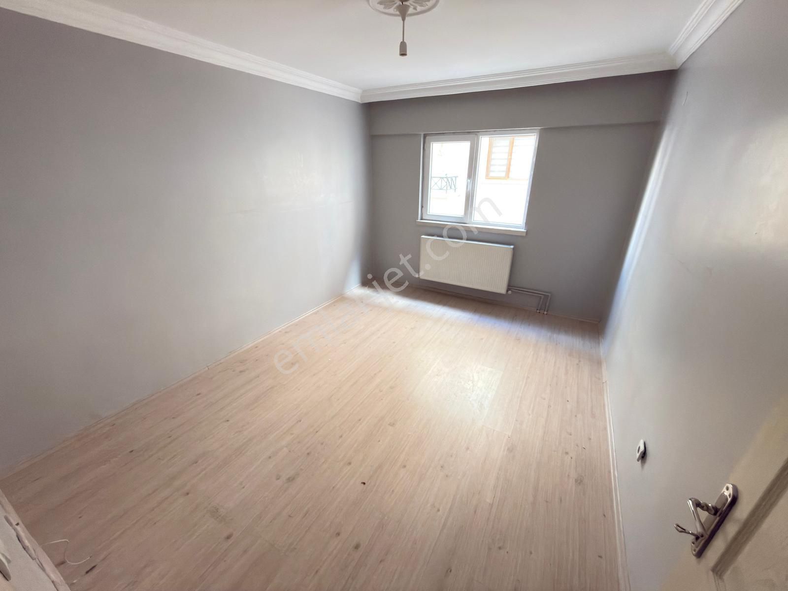 Ufuktepe Karakol Yakını Katta Teras Balkonlu 2+1 Kiralık Daire - Görsel 15