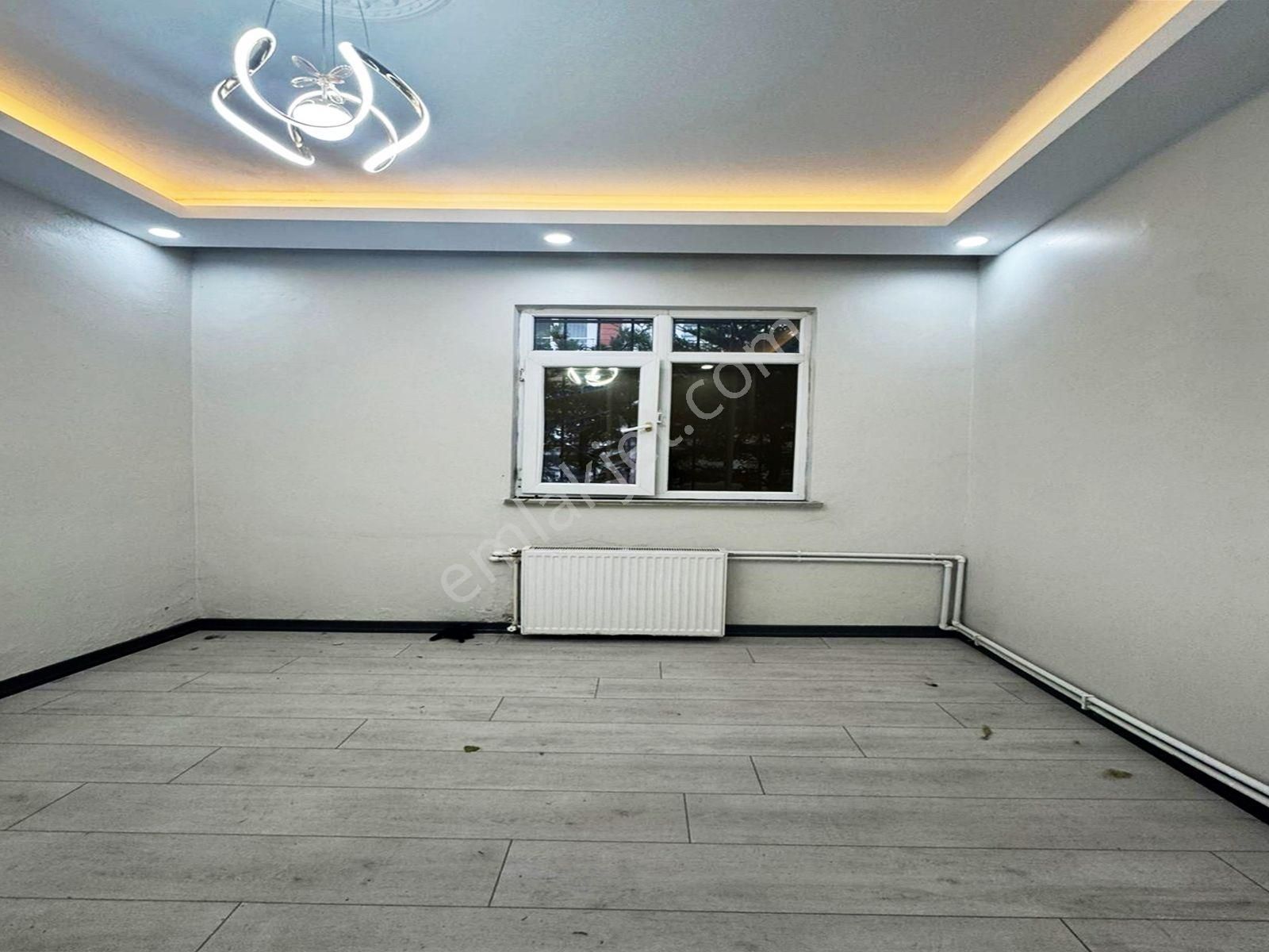 Merkezi Konumda Caddeye Ve Metrobüse Yakın3+1 Lüks Satılık Daire - Görsel 2