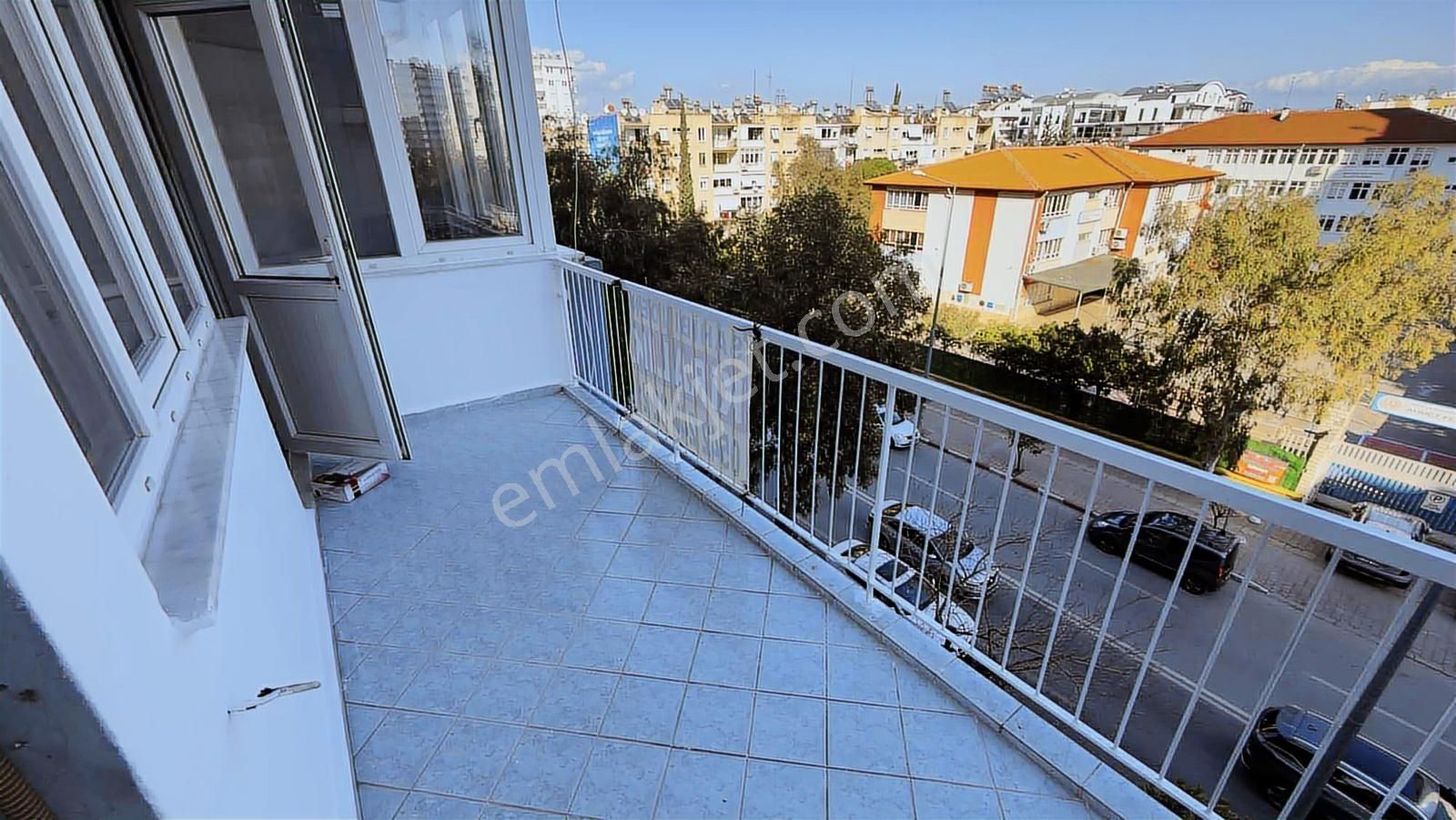 Merkezi Lokasyon 3+1 Temiz Daire - Görsel 8