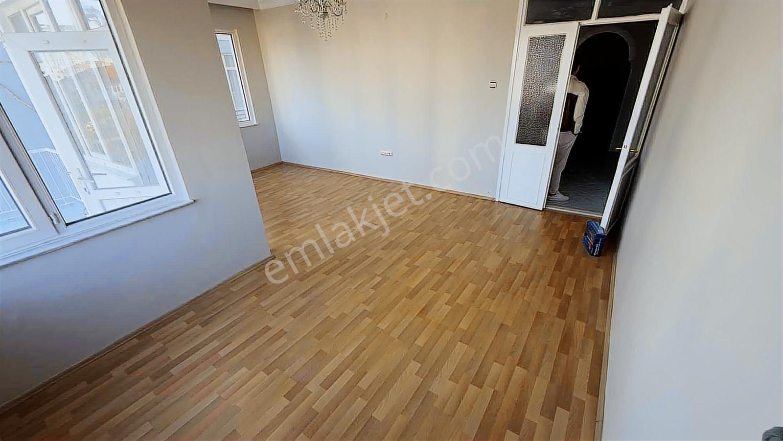 Merkezi Lokasyon 3+1 Temiz Daire - Görsel 5