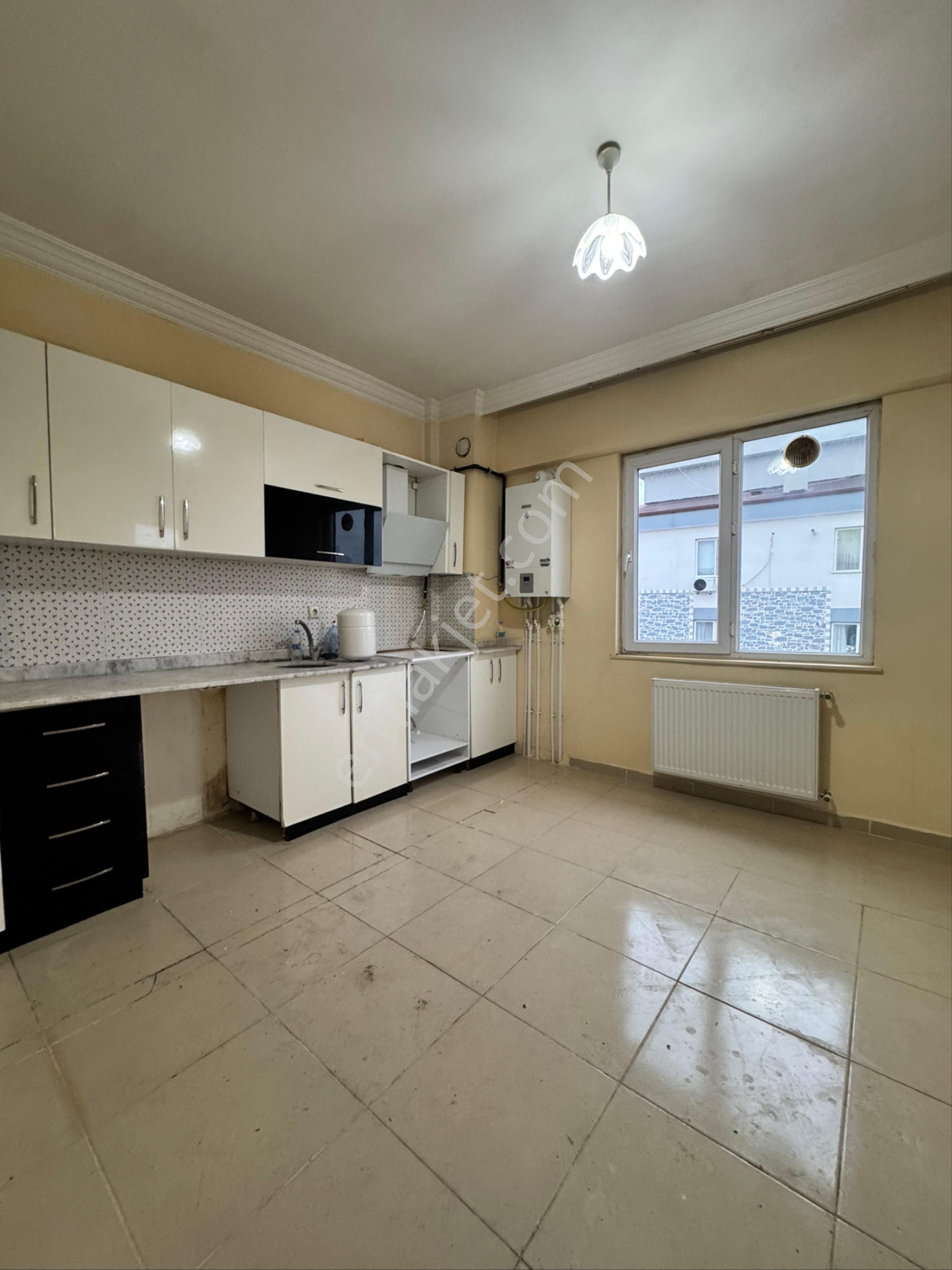 G.antep Adülhamıthan Mah Ulra Geniş Satılık 3+1 Daire