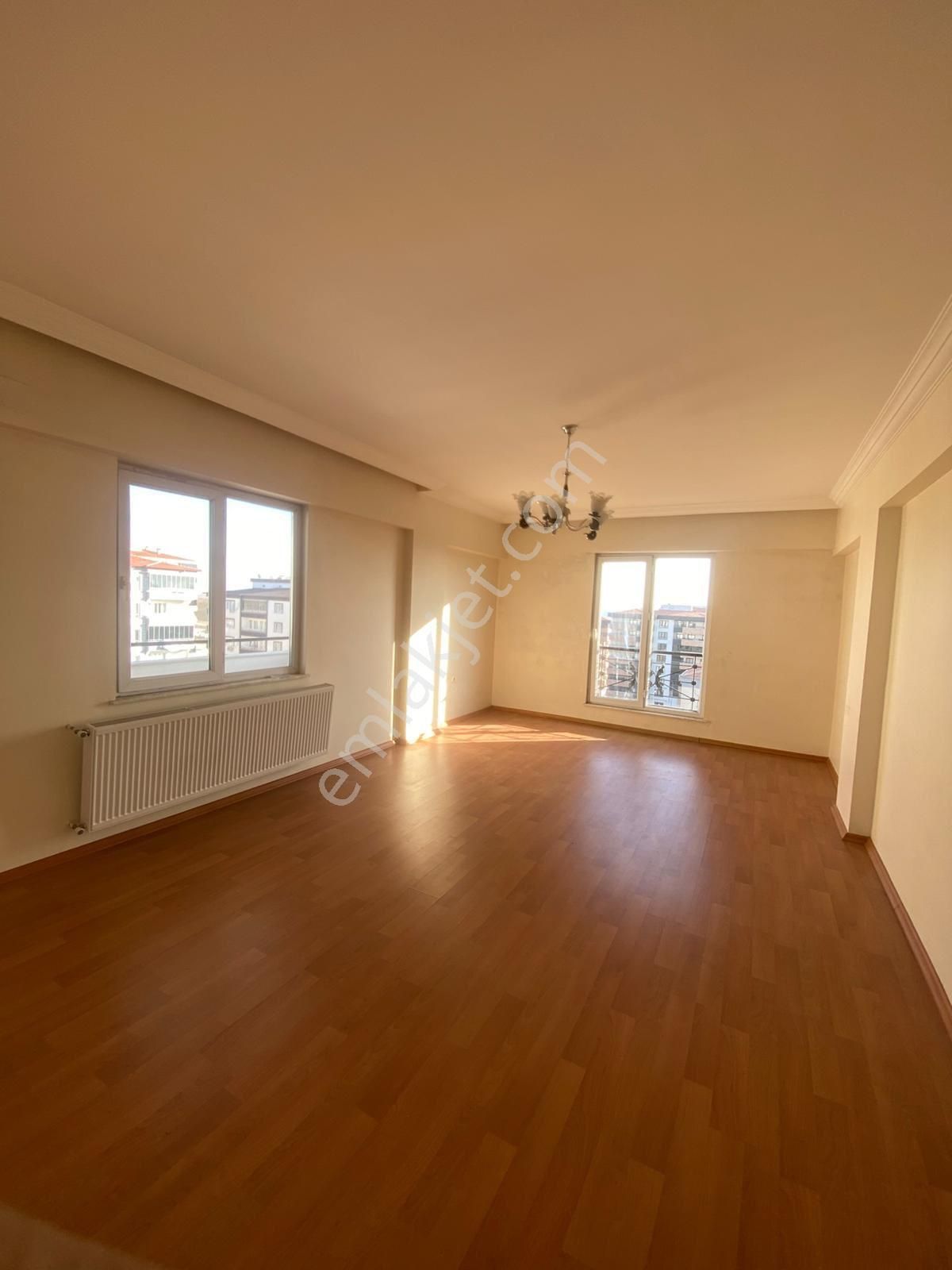 G.antep Adülhamıthan Mah Ulra Geniş Satılık 3+1 Daire - Görsel 2