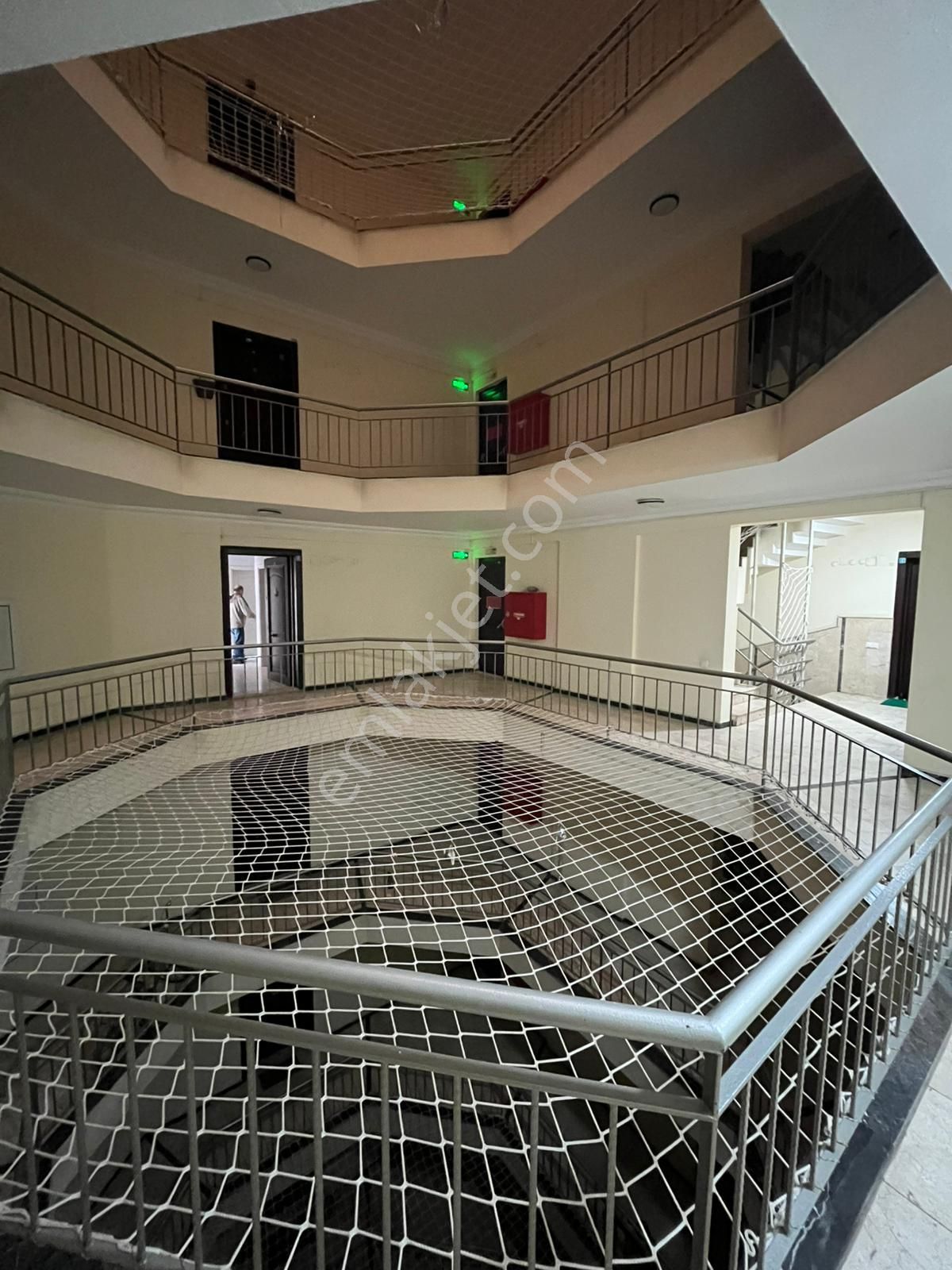 Antalya'nın Merkezinde Deniz Manzaralı Geniş Daire - Görsel 10