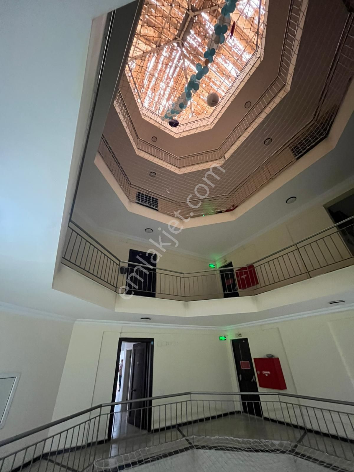 Antalya'nın Merkezinde Deniz Manzaralı Geniş Daire - Görsel 11