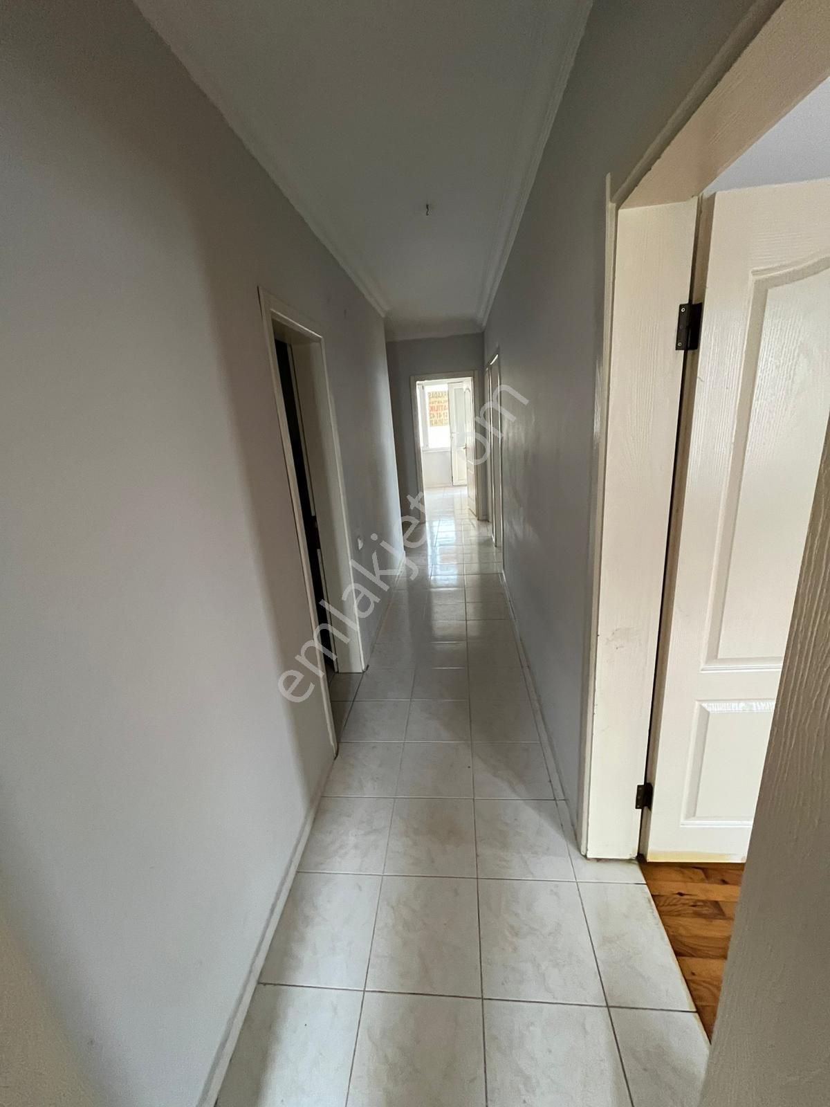 Antalya'nın Merkezinde Deniz Manzaralı Geniş Daire - Görsel 31