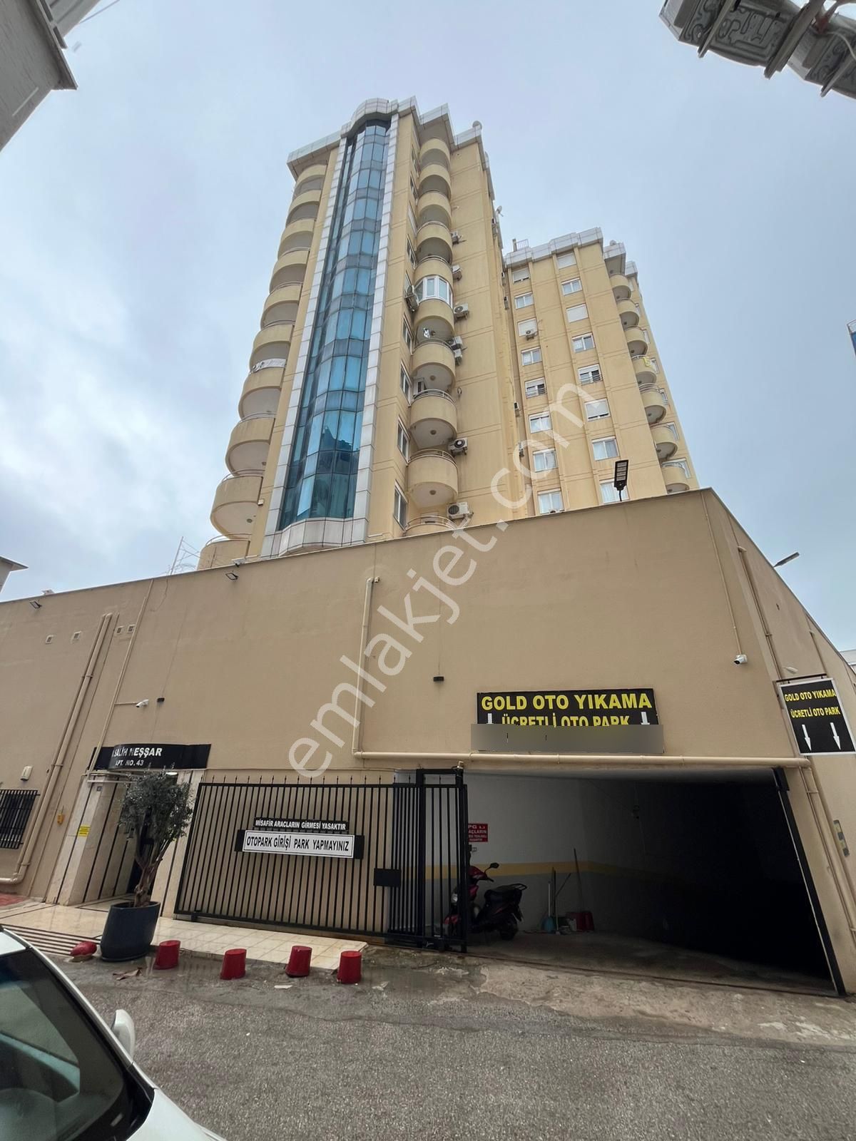 Antalya'nın Merkezinde Deniz Manzaralı Geniş Daire - Görsel 2