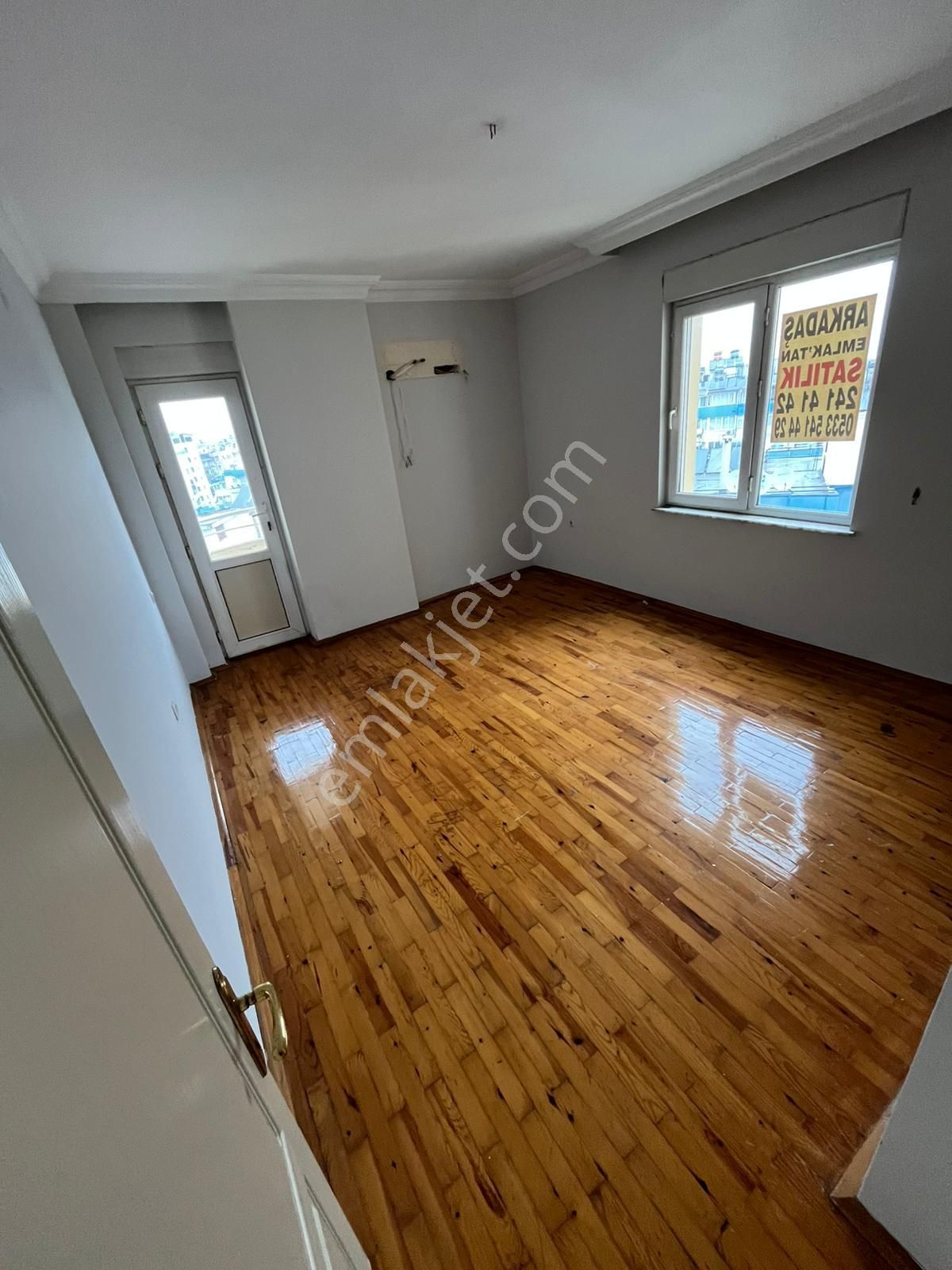 Antalya'nın Merkezinde Deniz Manzaralı Geniş Daire - Görsel 28