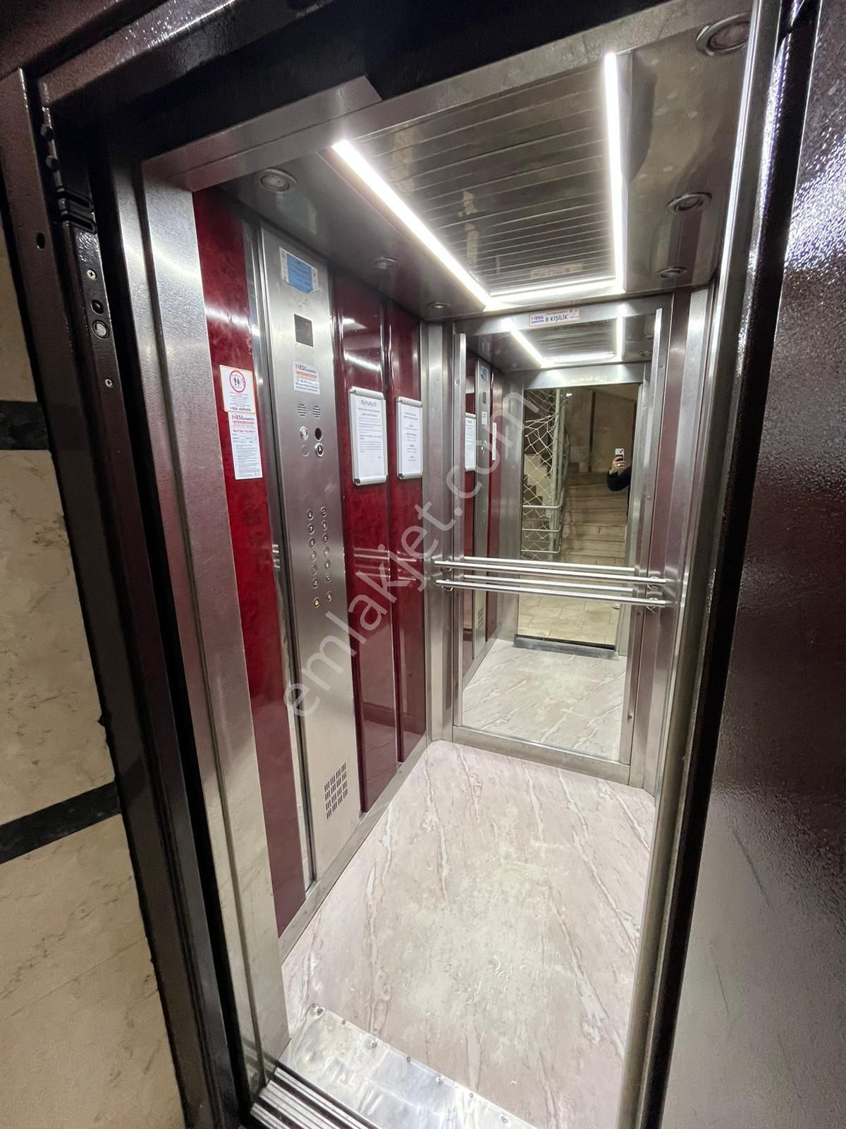 Antalya'nın Merkezinde Deniz Manzaralı Geniş Daire - Görsel 8