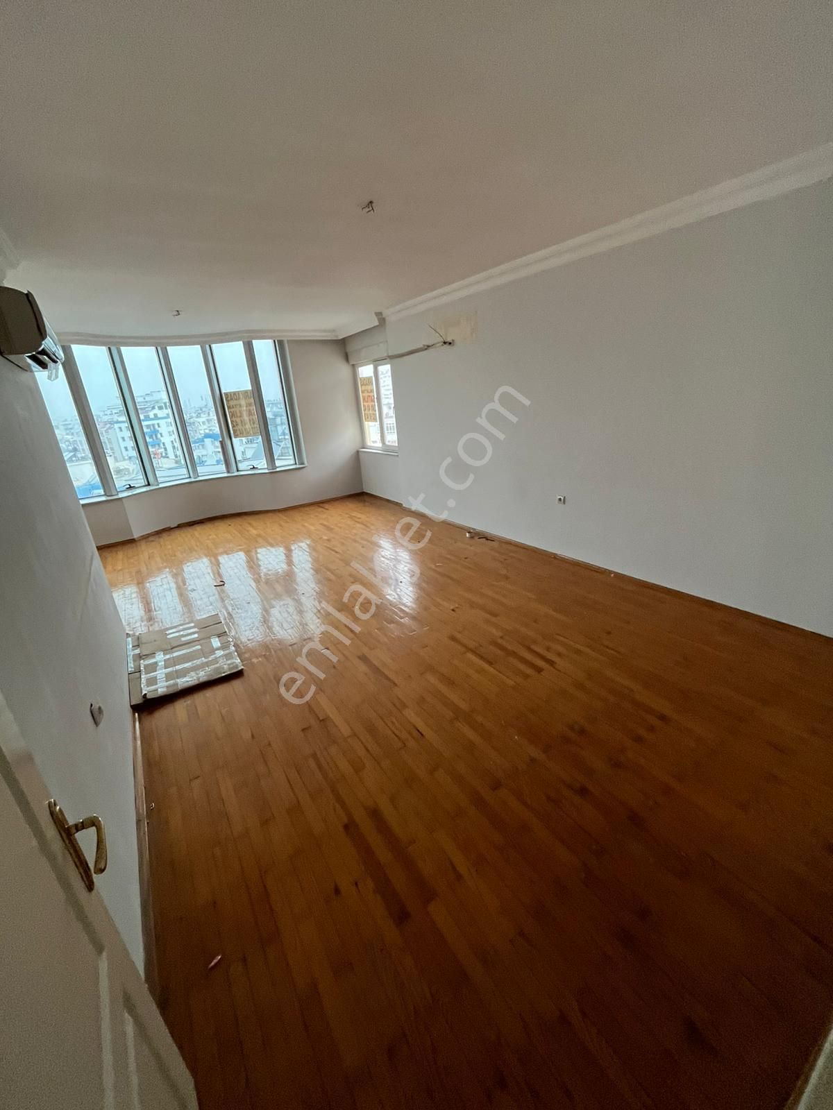 Antalya'nın Merkezinde Deniz Manzaralı Geniş Daire - Görsel 22