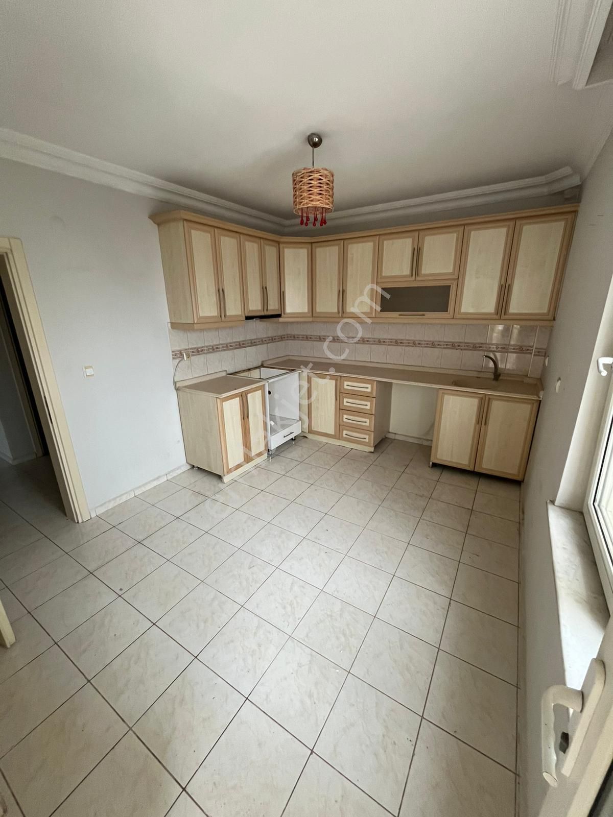 Antalya'nın Merkezinde Deniz Manzaralı Geniş Daire - Görsel 15