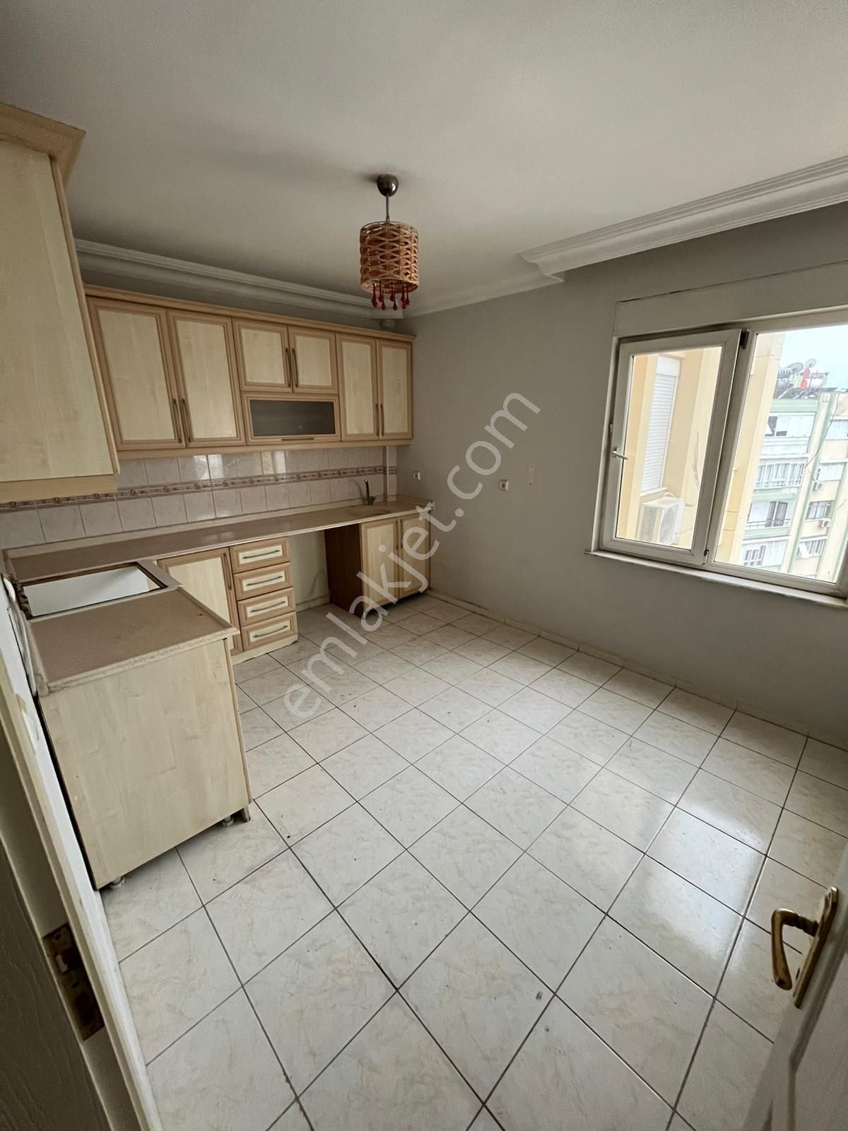 Antalya'nın Merkezinde Deniz Manzaralı Geniş Daire - Görsel 14