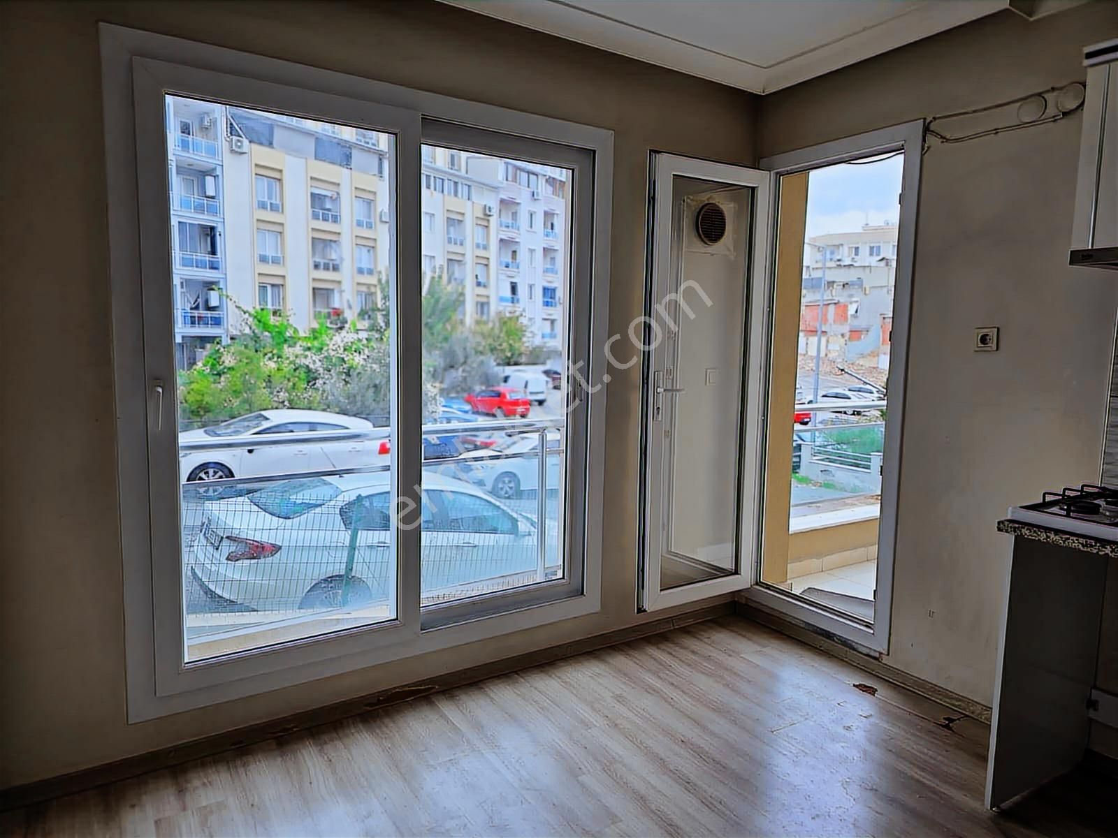 Buca Adatepe De 2+1 Açık Mutfak Balkonlu Eşyasız Kiralık Daire - Görsel 3
