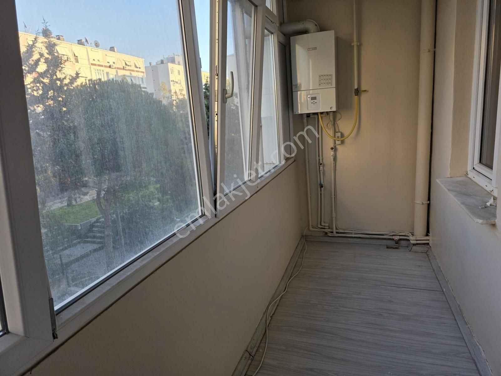 Buca Karanfil Mah. Yedigöller Yanı Ara Kat 3+1 D.gazlı Kiralık - Görsel 13